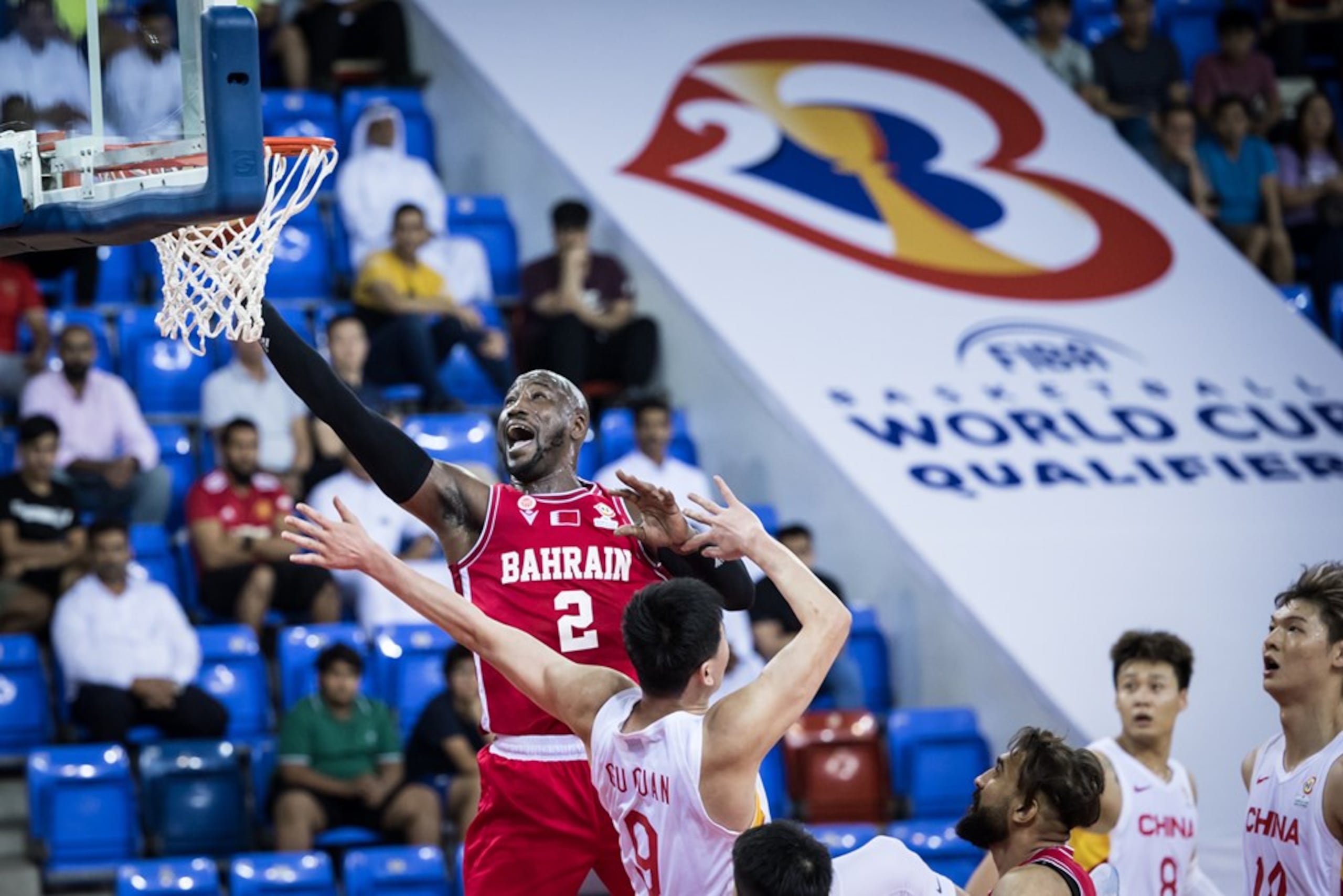 El delantero fuerte de Baréin, Wayne Chism, es la principal figura del equipo.