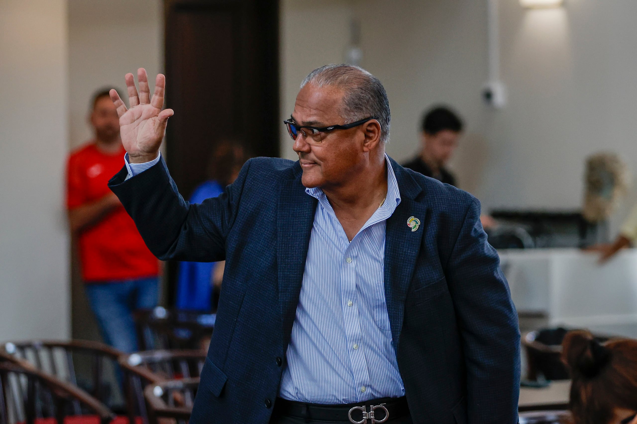 El árbitro boricua Carlos Rey Cotto.