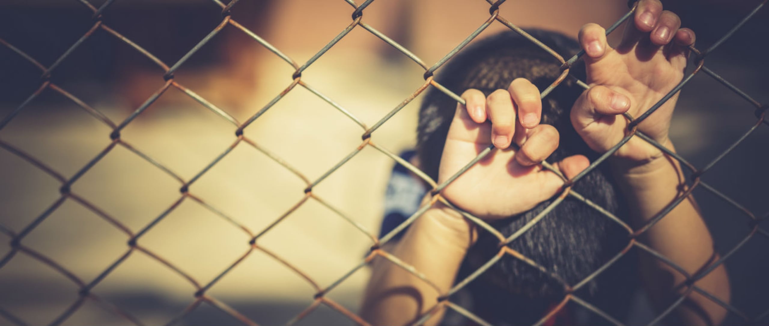 Hay casos particualres que ayudan a los estudiantes a repasar los protocolos de seguridad en la escuela. (Shutterstock)