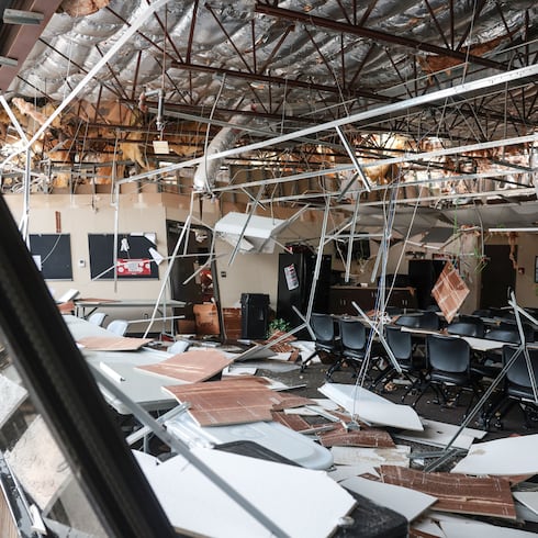 FOTOS: Tornados arrasan y dejan muertos en Michigan y Oklahoma