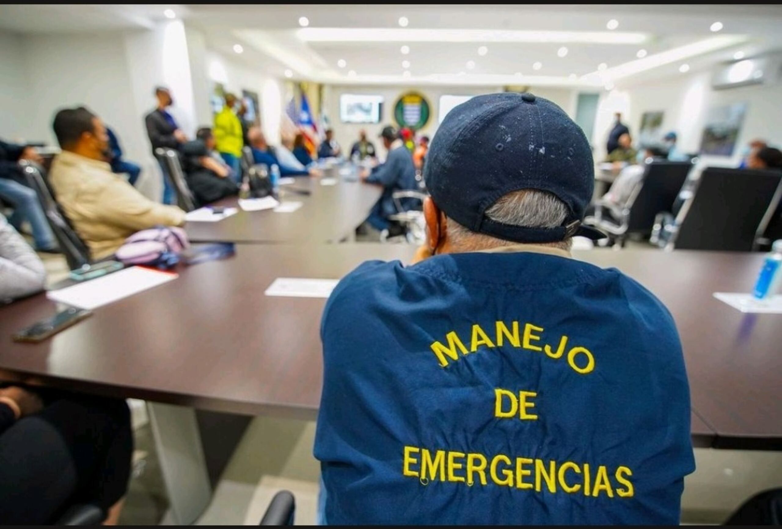 Se desconoce si el perro tiene dueño o quién lo habría dejado en el lugar.