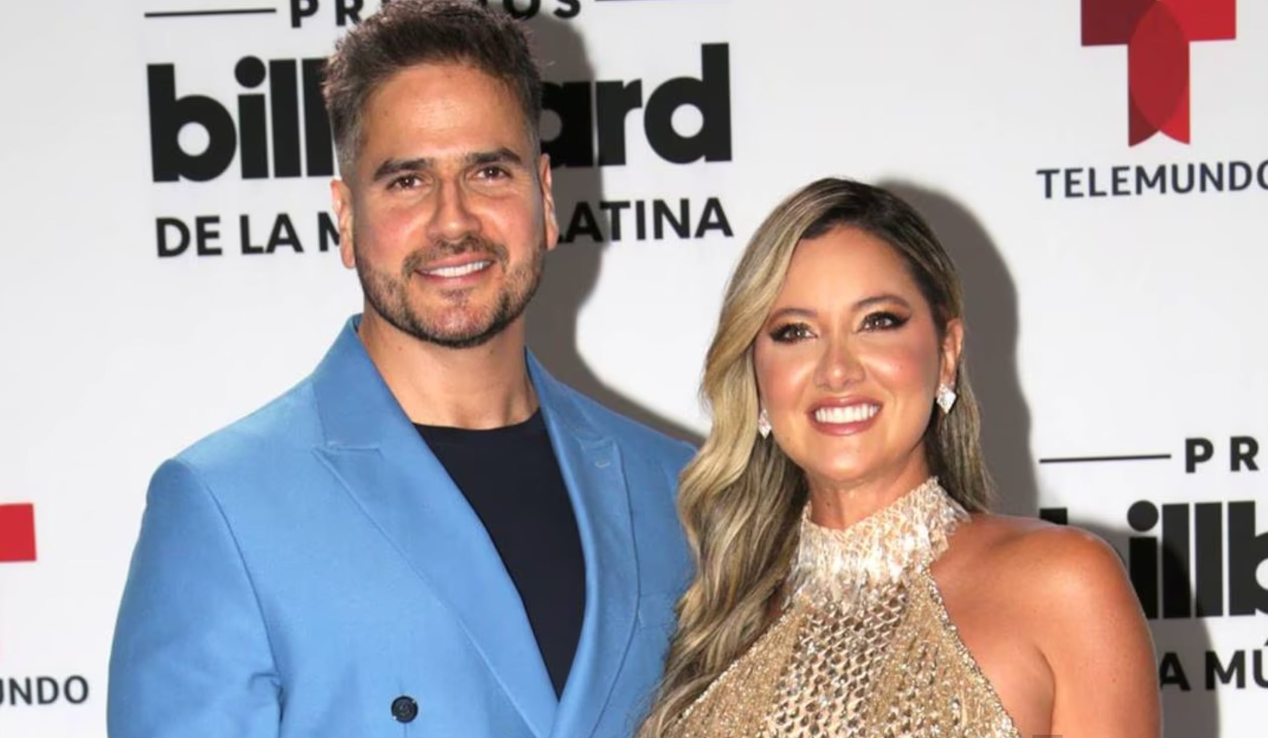 La pareja reapareció sonriente.