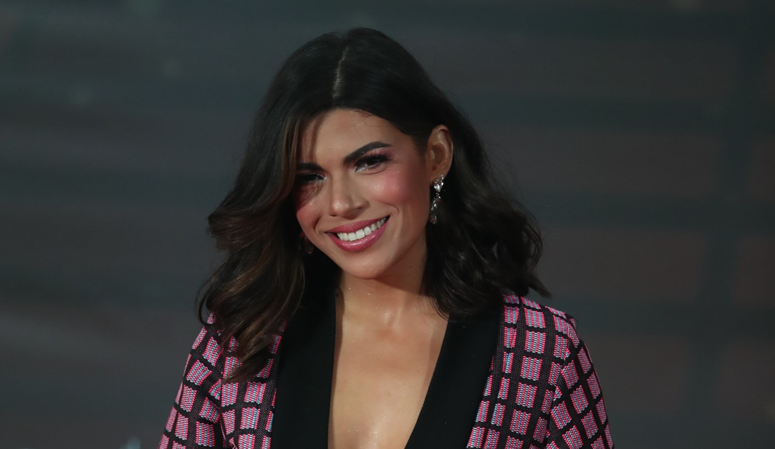 Tras el anuncio de su compromiso, las felicitaciones comenzaron a llevar su sección de comentarios.