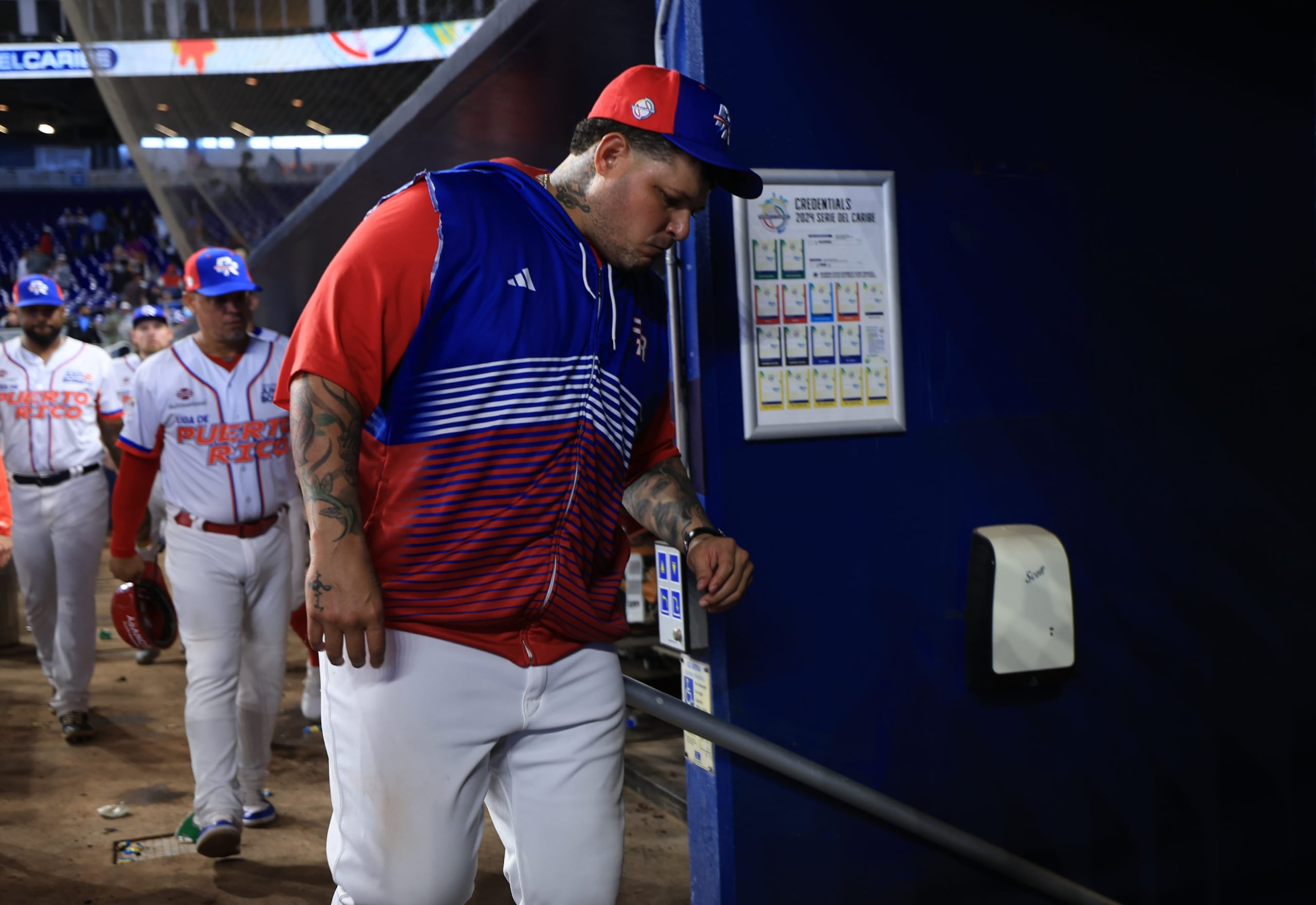 Yadier Molina, dirigente de los Criollos de Puerto Rico, luego de la dura derrota contra los Suns de Curazao en la Serie del Caribe.