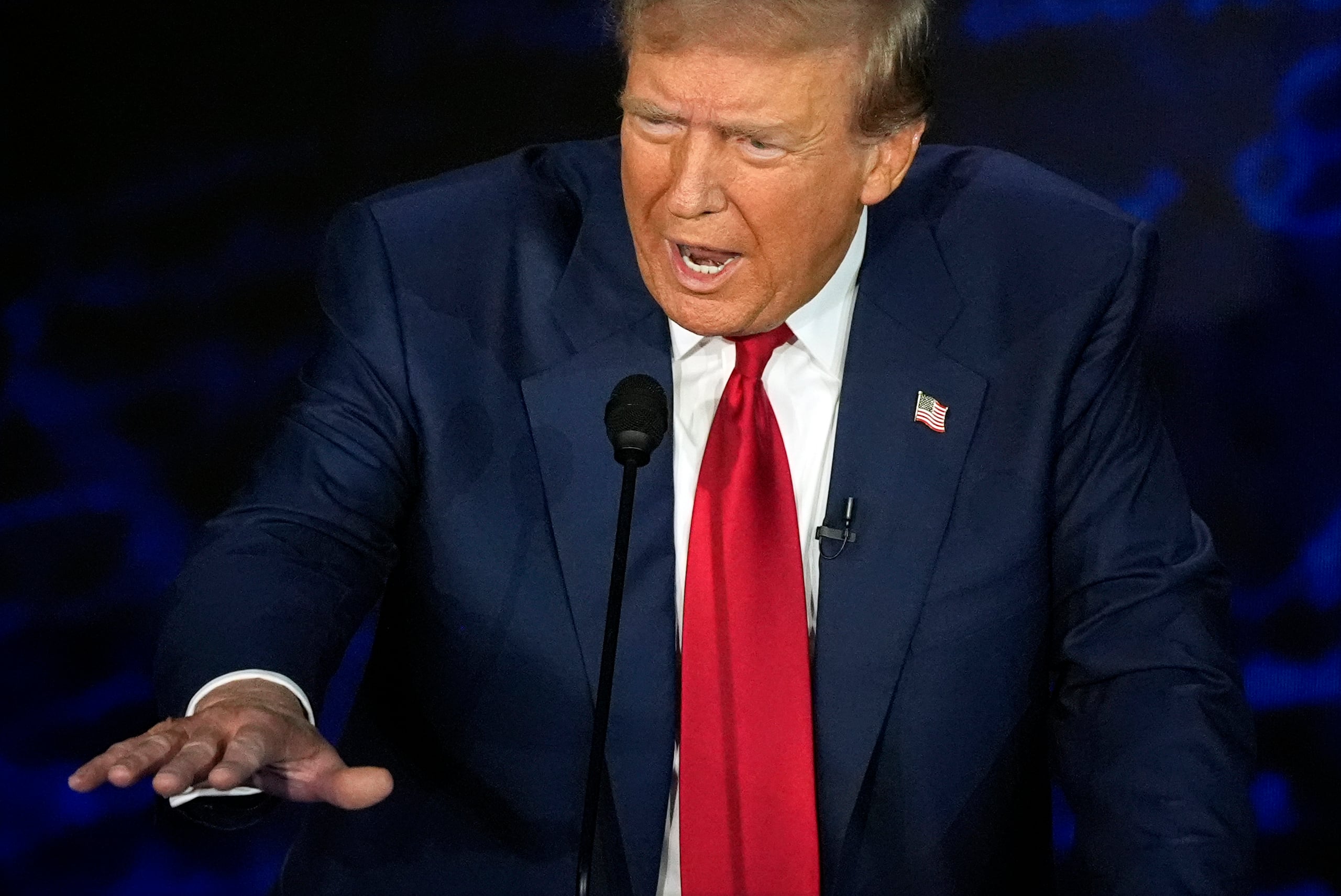 Donald Trump describió a Swift como una “persona muy liberal” y dijo que “probablemente pagará un precio por ello en el mercado”.