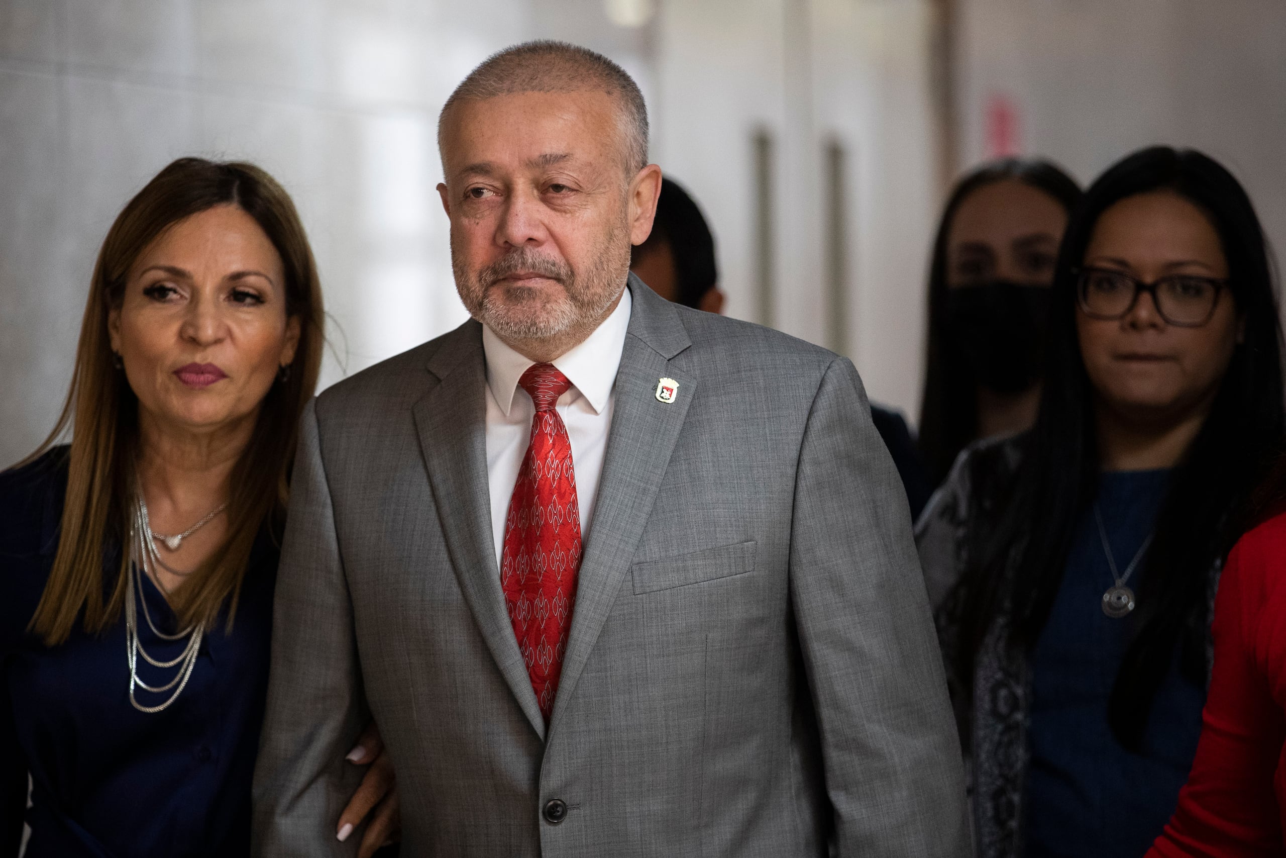 Luis Manuel Irizarry Pabón, alcalde del Municipio de Ponce que enfrenta cargos por violación a la Ética Gubernamental y enriquecimiento injustificado.