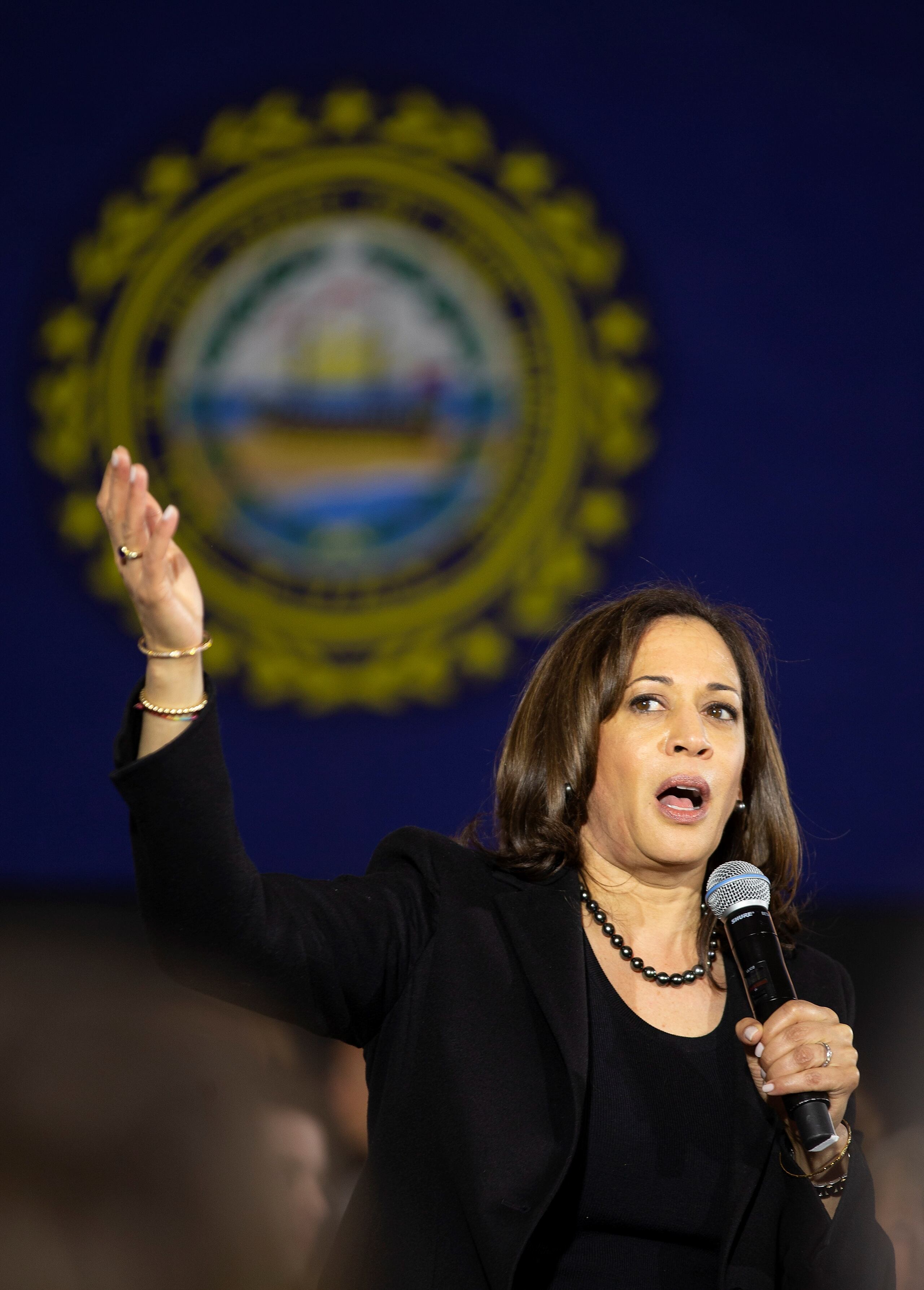 En una carta enviada a Kamala Harris, el fiscal de Virginia Occidental sostiene que la vicepresidenta debe invocar la enmienda 25 de la Constitución para que se inhabilite a Biden.
