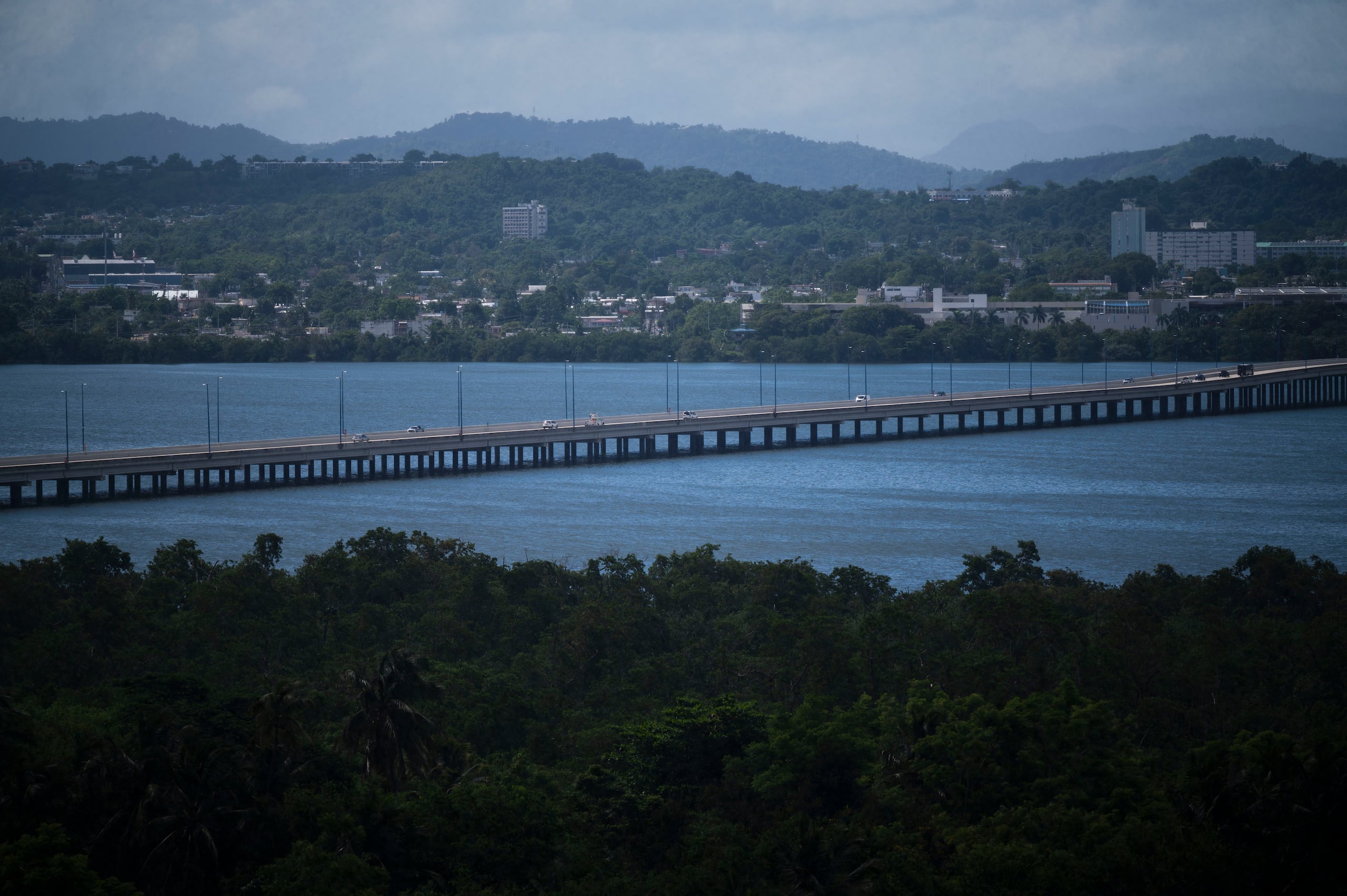 El puente Teodoro Moscoso ubica entre San Juan y Carolina.