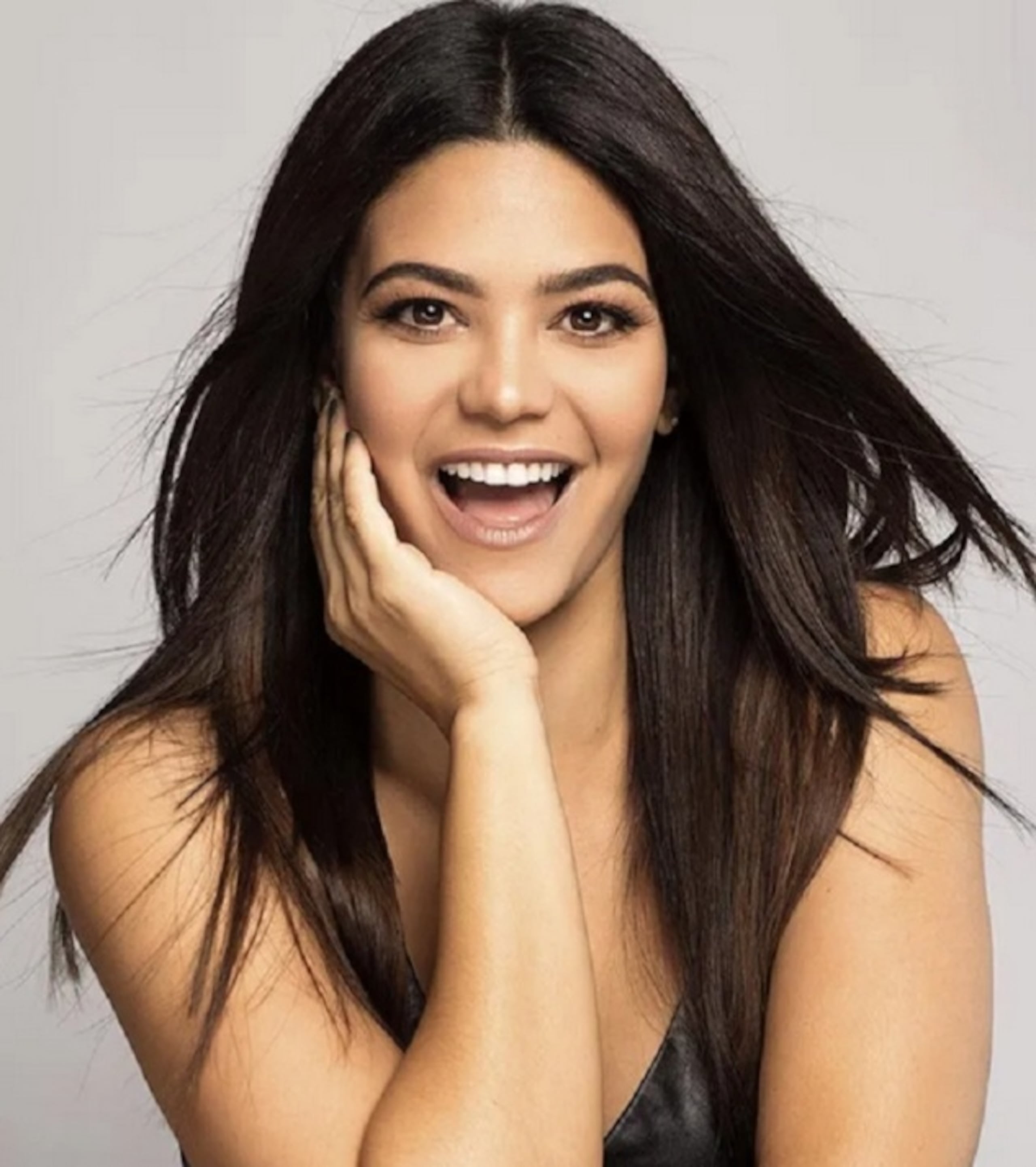 Alina fue finalista en Nuestra Belleza Latina.