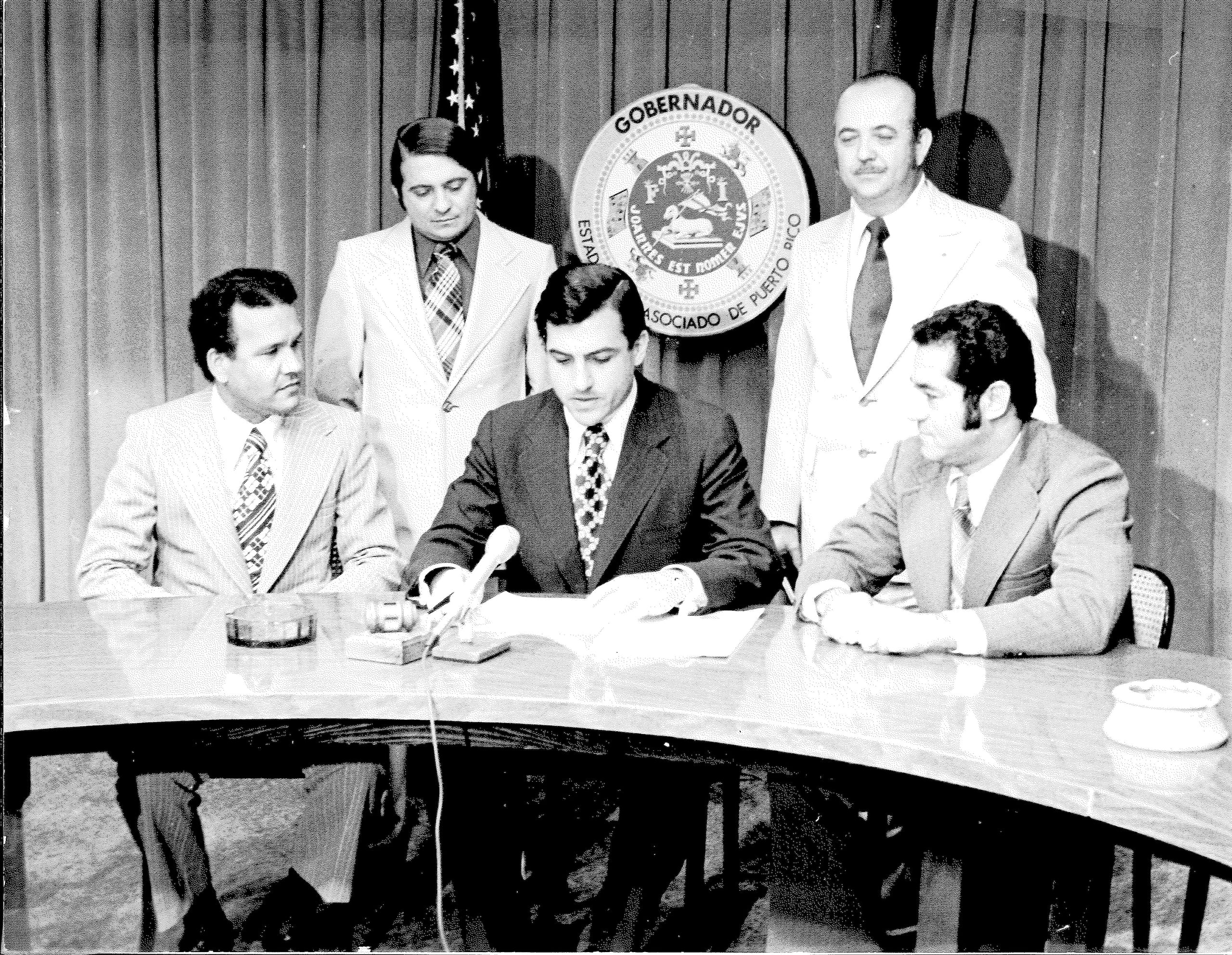 La Ley 75 que creó el Colegio de Contadores Públicos Autorizados de Puerto Rico.