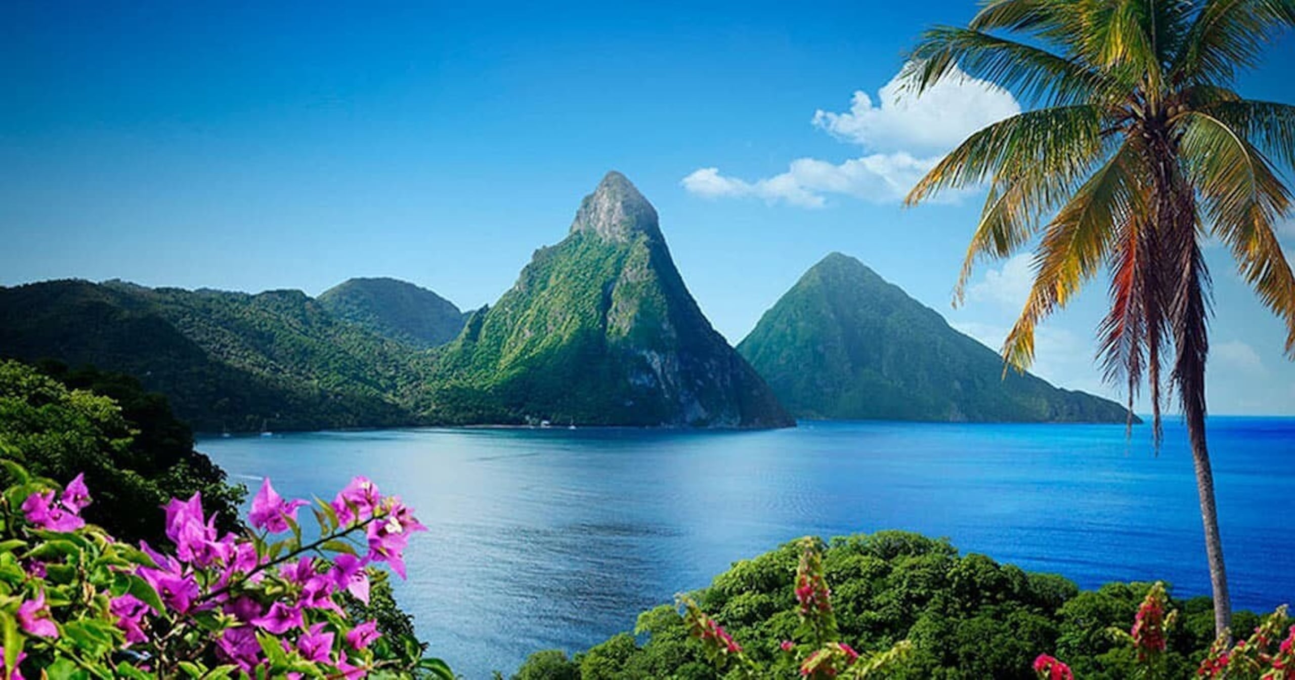 Espectacular paisaje de Santa Lucía con sus dos conos volcánicos, el Gros Piton y Petit Piton. (Suministrada)