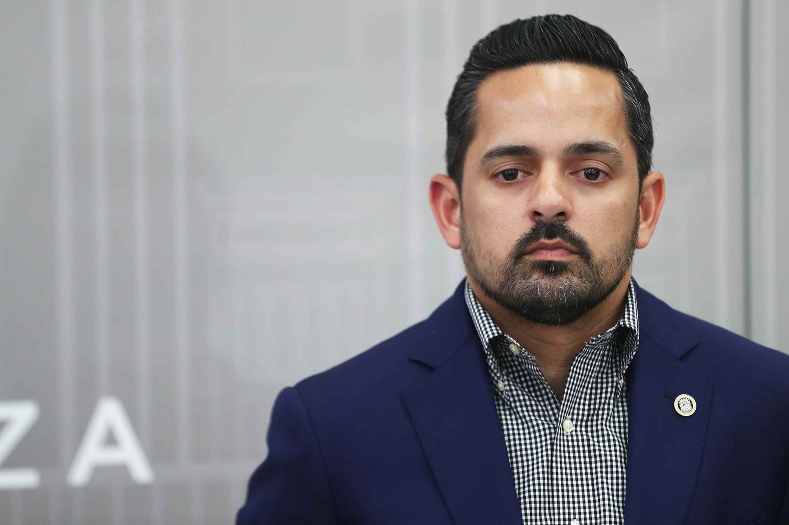 Erik Rolón.