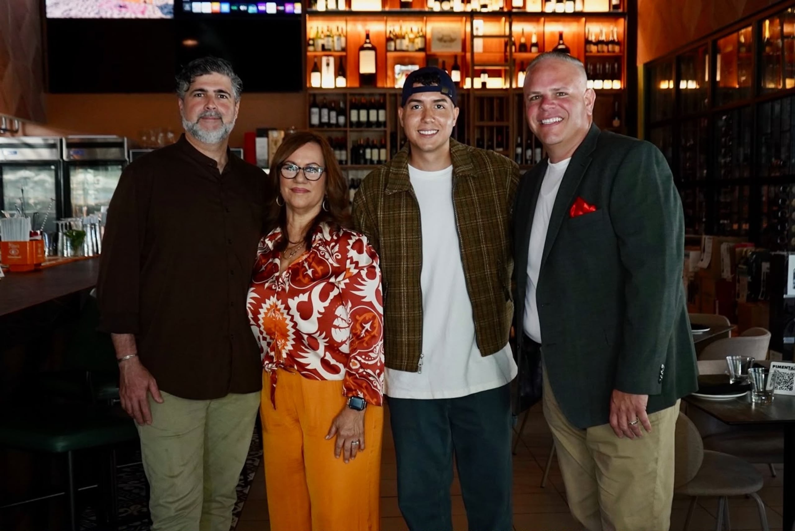 Desde la izquierda, chef Vivoni, chef Cielito Rosado, el creador de contenido Borilicious y el presentador Gary Rodríguez.