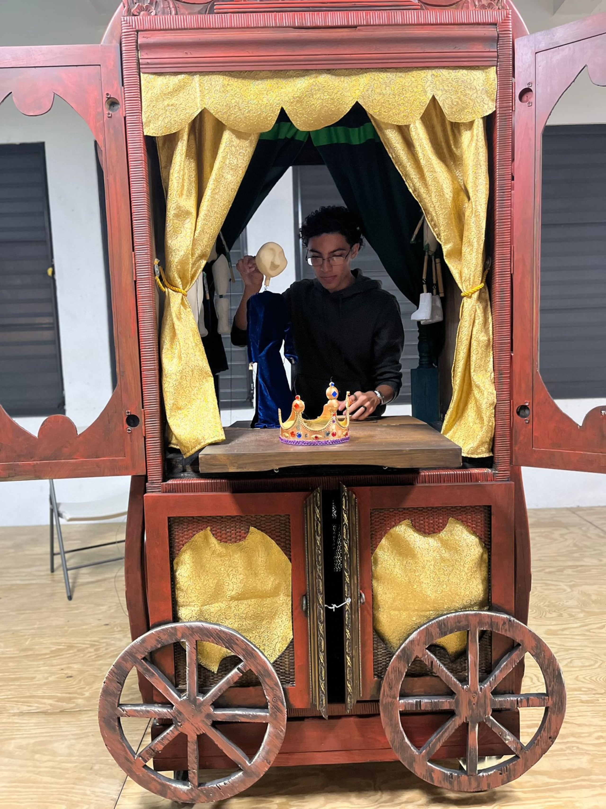 Pablo Andrés Velázquez, Joven dramaturgo