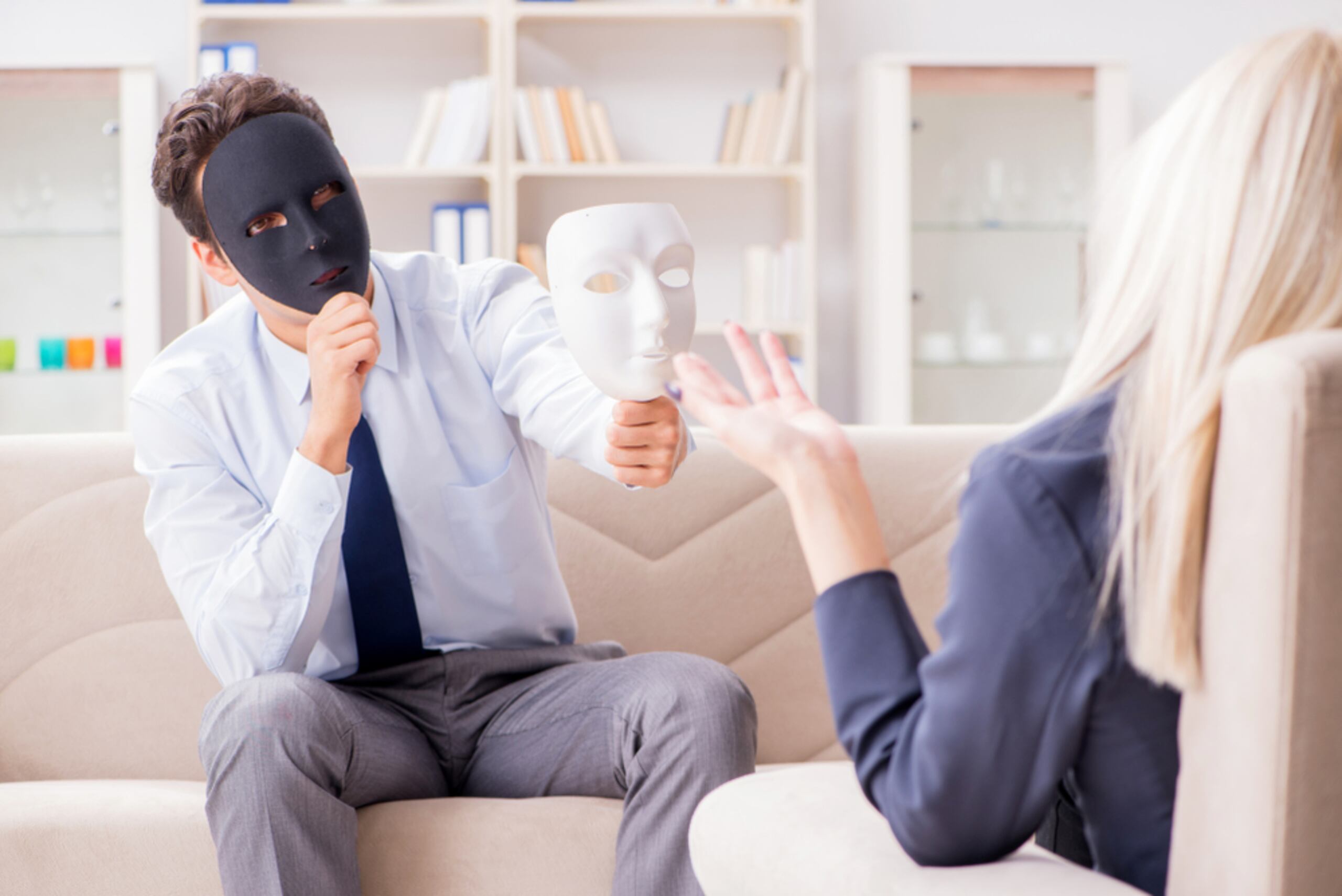 El narcisismo afecta a las personas tanto en su vida personal como en el espacio de trabajo