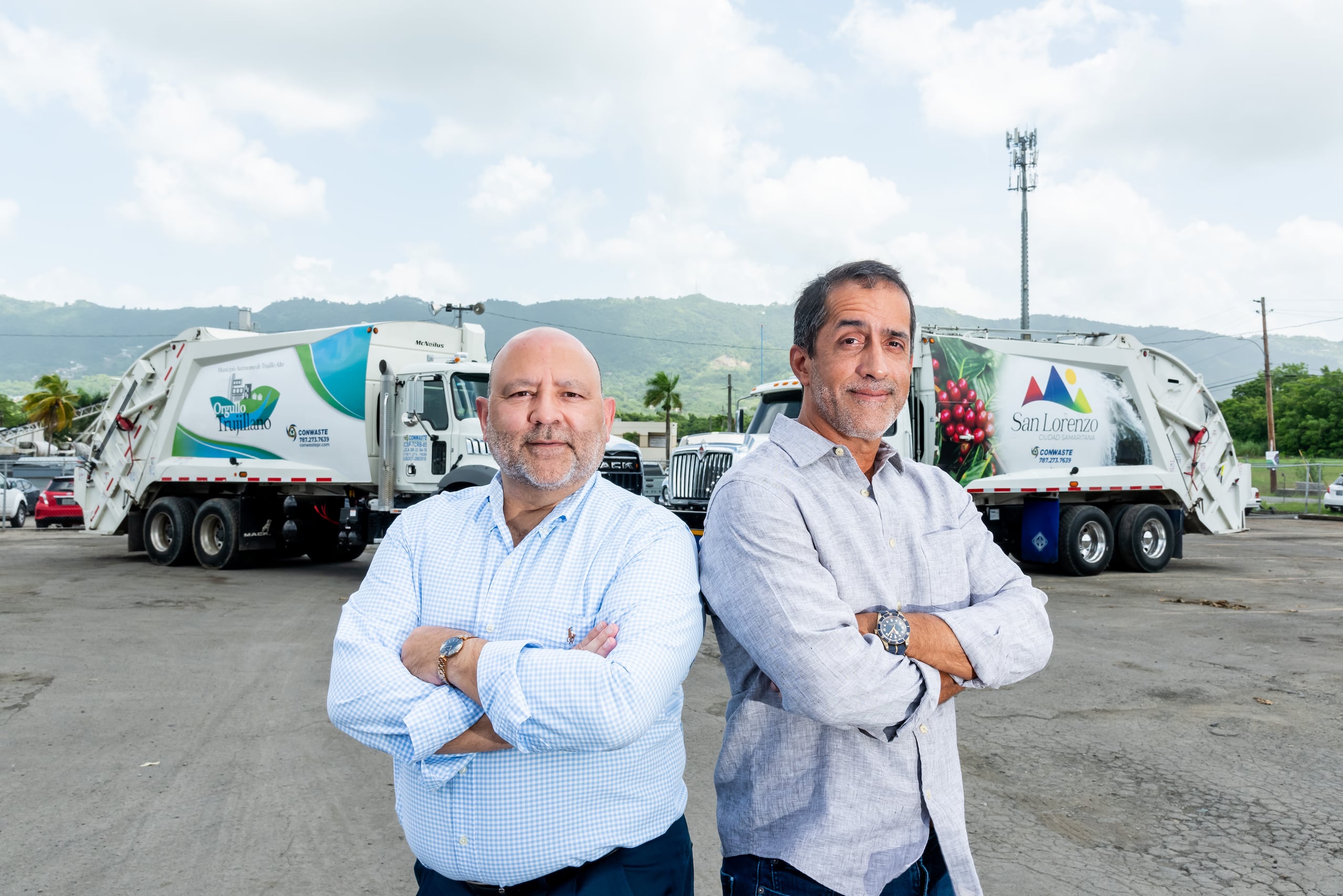 Dr. Carlos J. Rosa Jiménez, director de Recursos Humanos; y el Lcdo. Carlos Contreras Moreno, presidente y CEO de ConWaste.