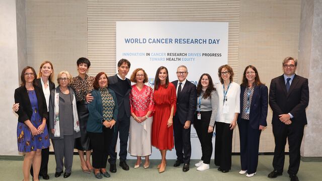 La reina Letizia apoya en Milán un impulso a la innovación en la investigación del cáncer