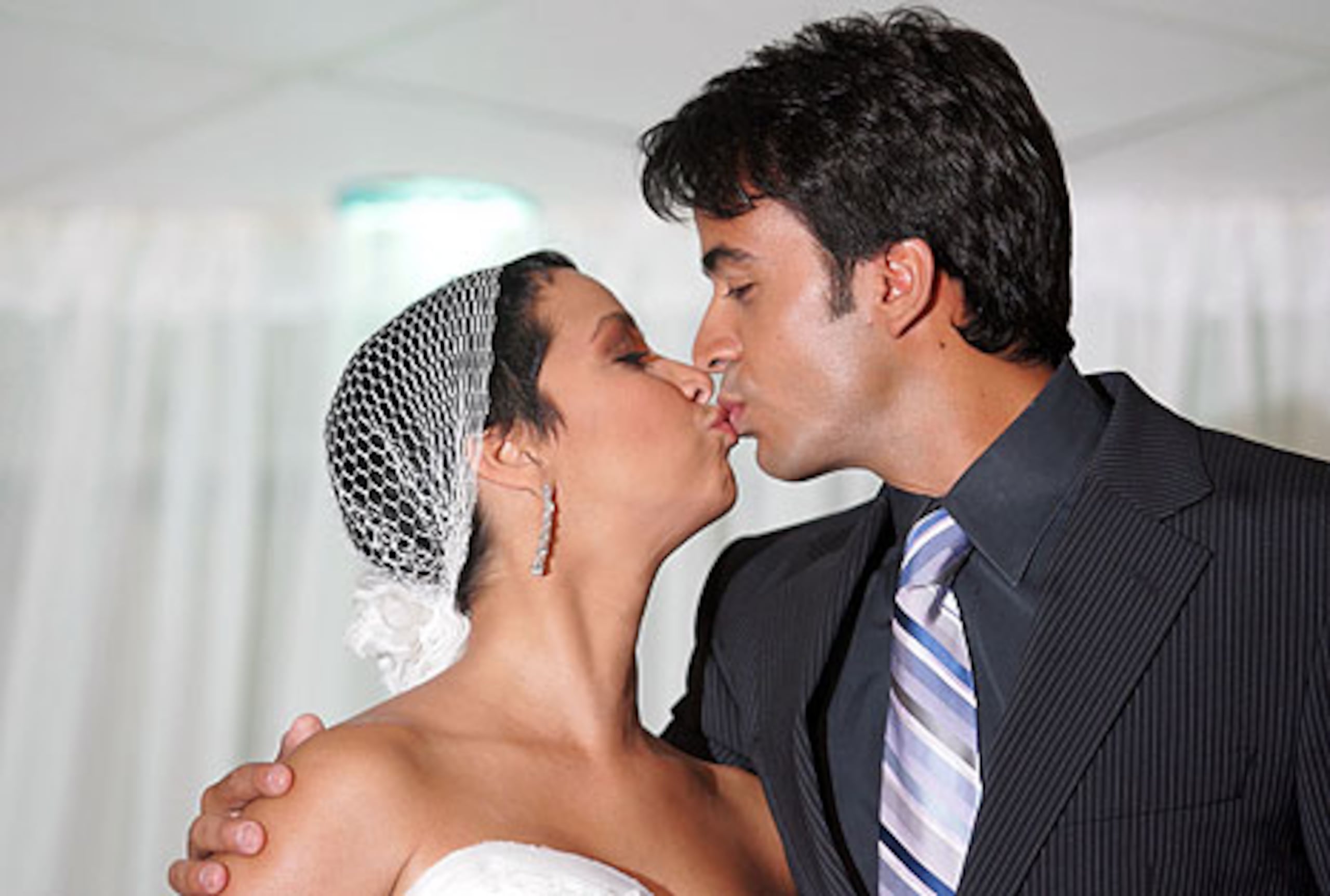 Luis Fonsi y Adamaris López se casaron el 5 de junio de 2006. (Archivo)