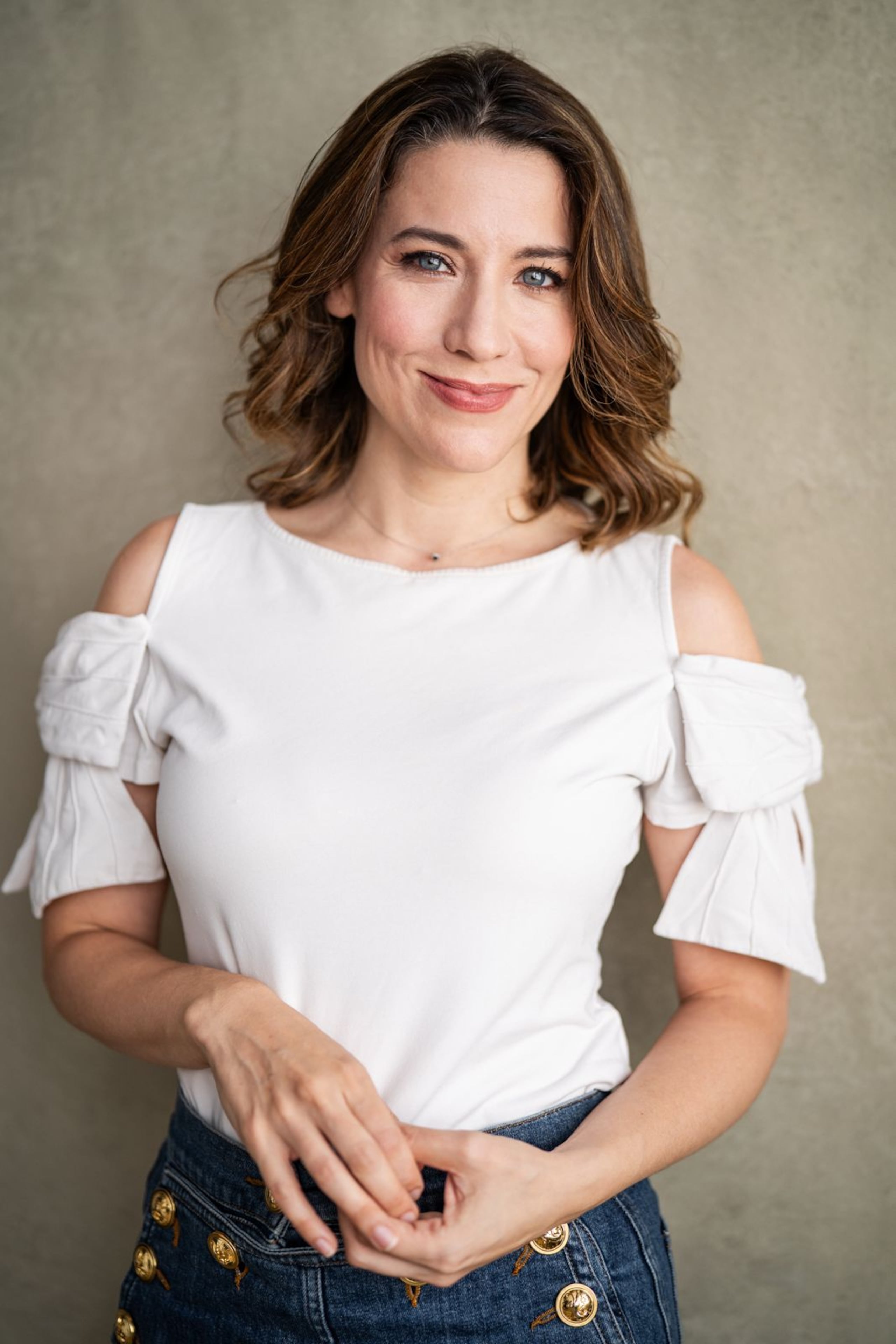 Irene Sofía ha colaborado con instituciones de gran prestigio como The Public Theater, New York Theater Workshop y la Brooklyn Academy of Music (BAM).