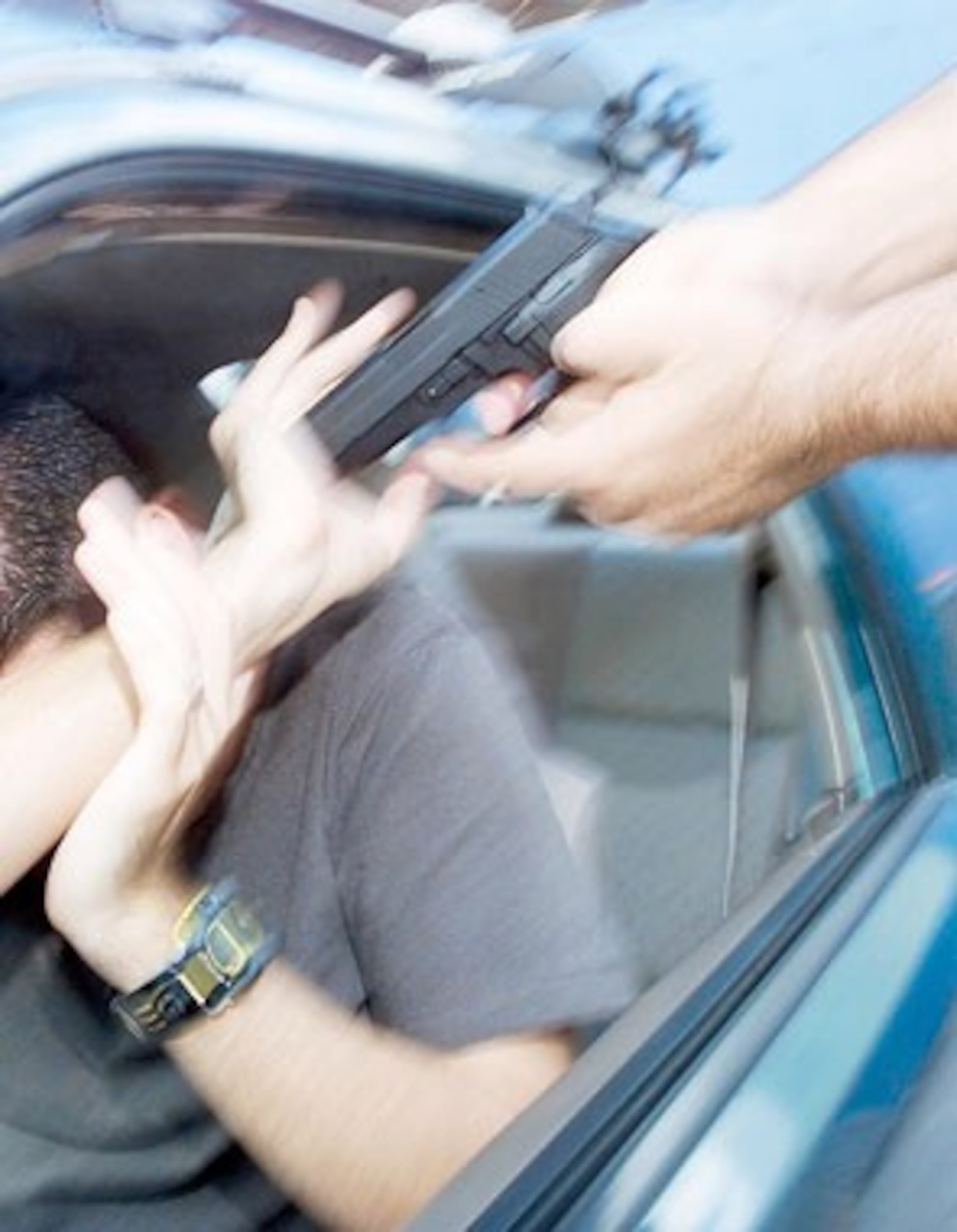 Una vez en manos de las autoridades federales, el sujeto confesó los cuatro “carjackings”. (Archivo)