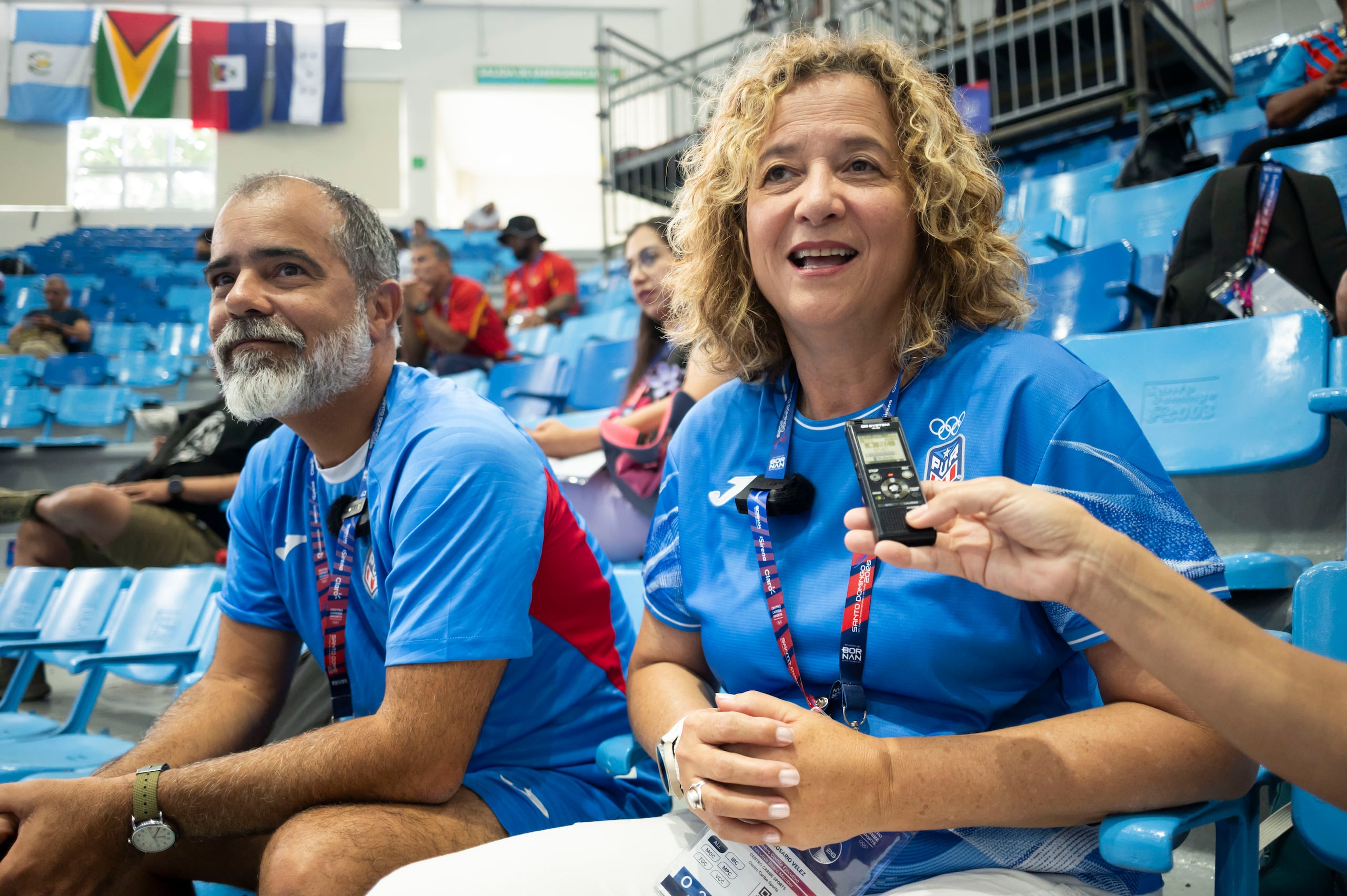 La presidenta del Comité Olímpico de Puerto Rico, Sara Rosario, junto al director del Departamento de Alto Rendimiento, Fernando Olivero.
