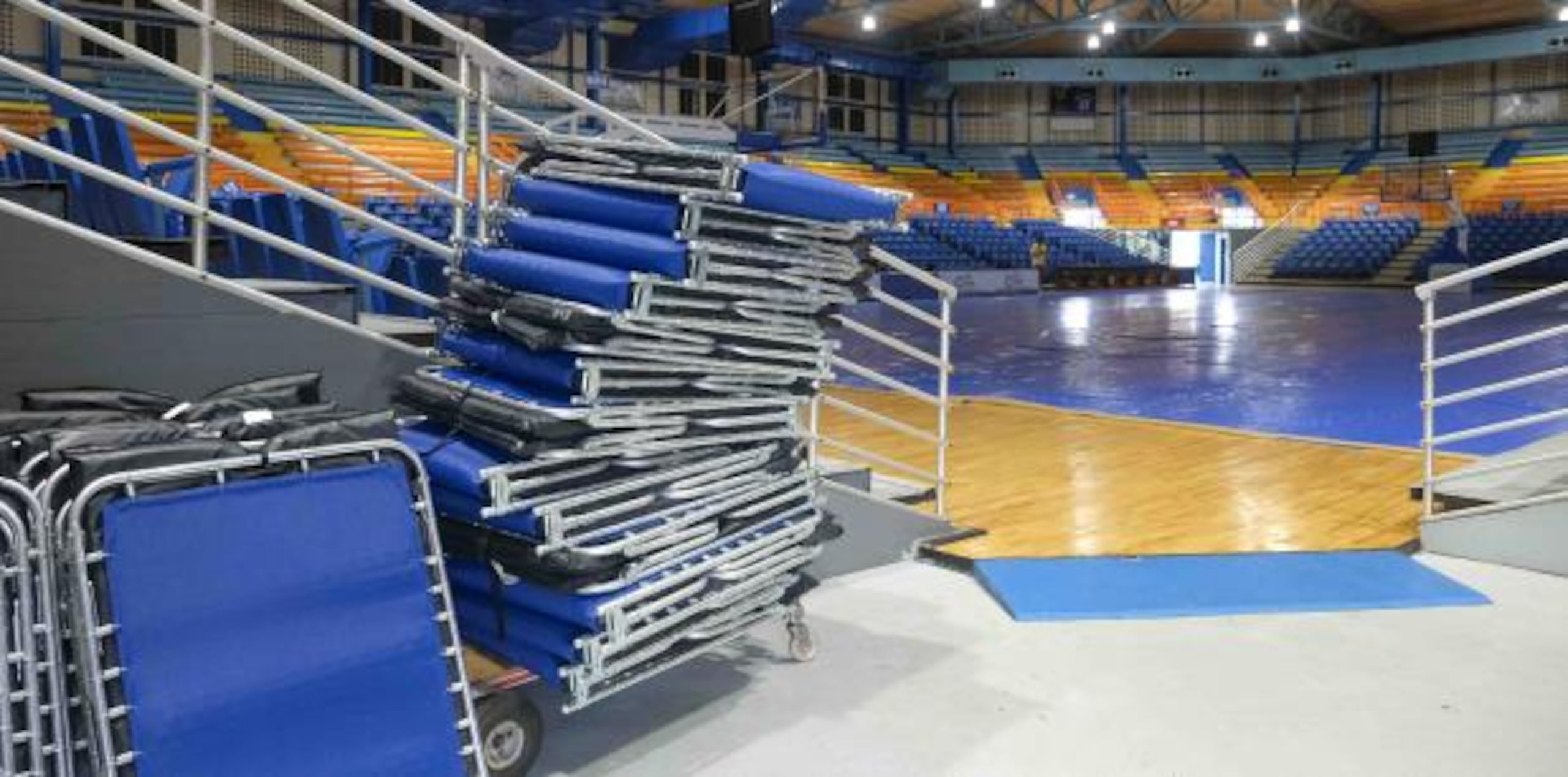 Fajardo también cuenta con un refugio médico en el Coliseo Tomás Dones, pero al mediodía de hoy nadie se había movido allí para recibir servicios. (gerald.lopez@gfrmedia.com)