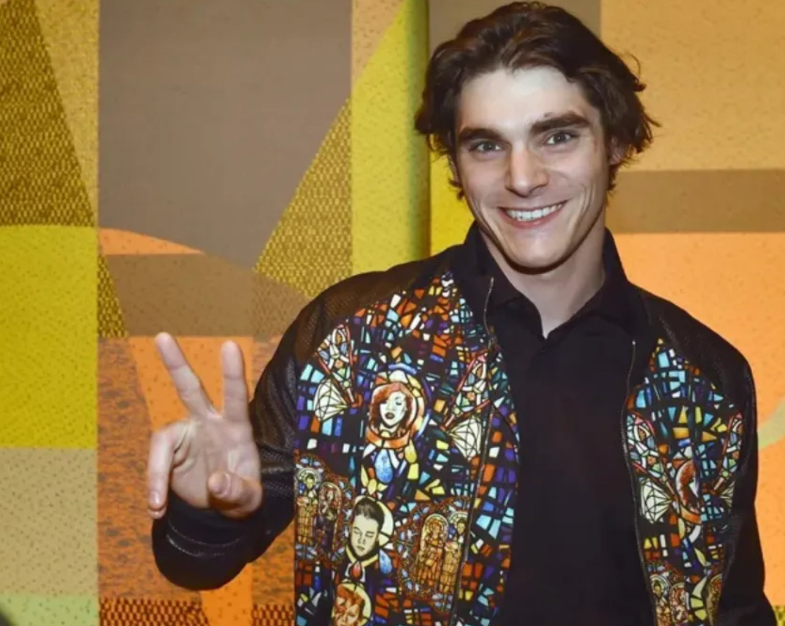 El actor RJ Mitte era reconocido por interpretar a "Walter White Jr." en la serie Breaking Bad.