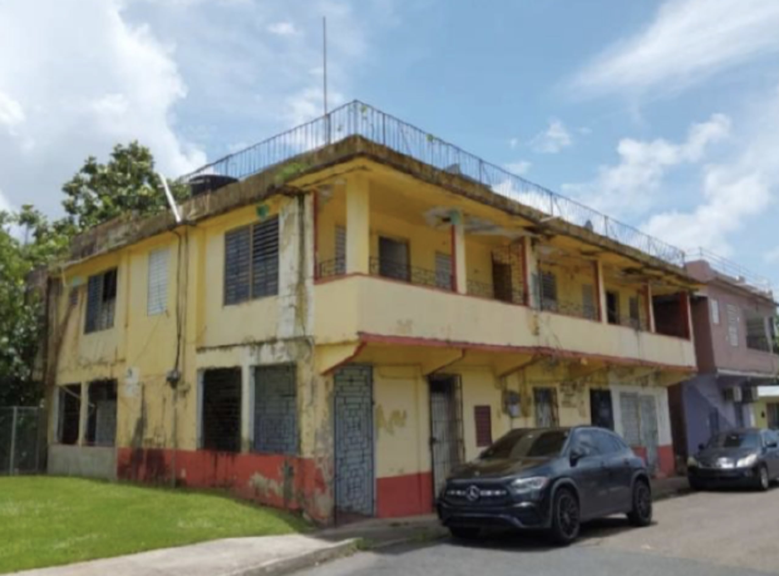 En Canóvanas, por ejemplo, Casa Pilar es un proyecto donde dos estructuras abandonadas se transformarán en un edificio de vivienda digna para envejecientes sin hogar o en riesgo de desamparo.