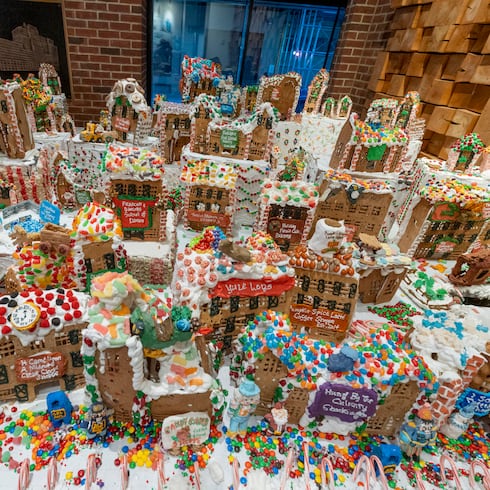 FOTOS: Así es GingerBread Lane, el pueblo de jengibre más grande del mundo