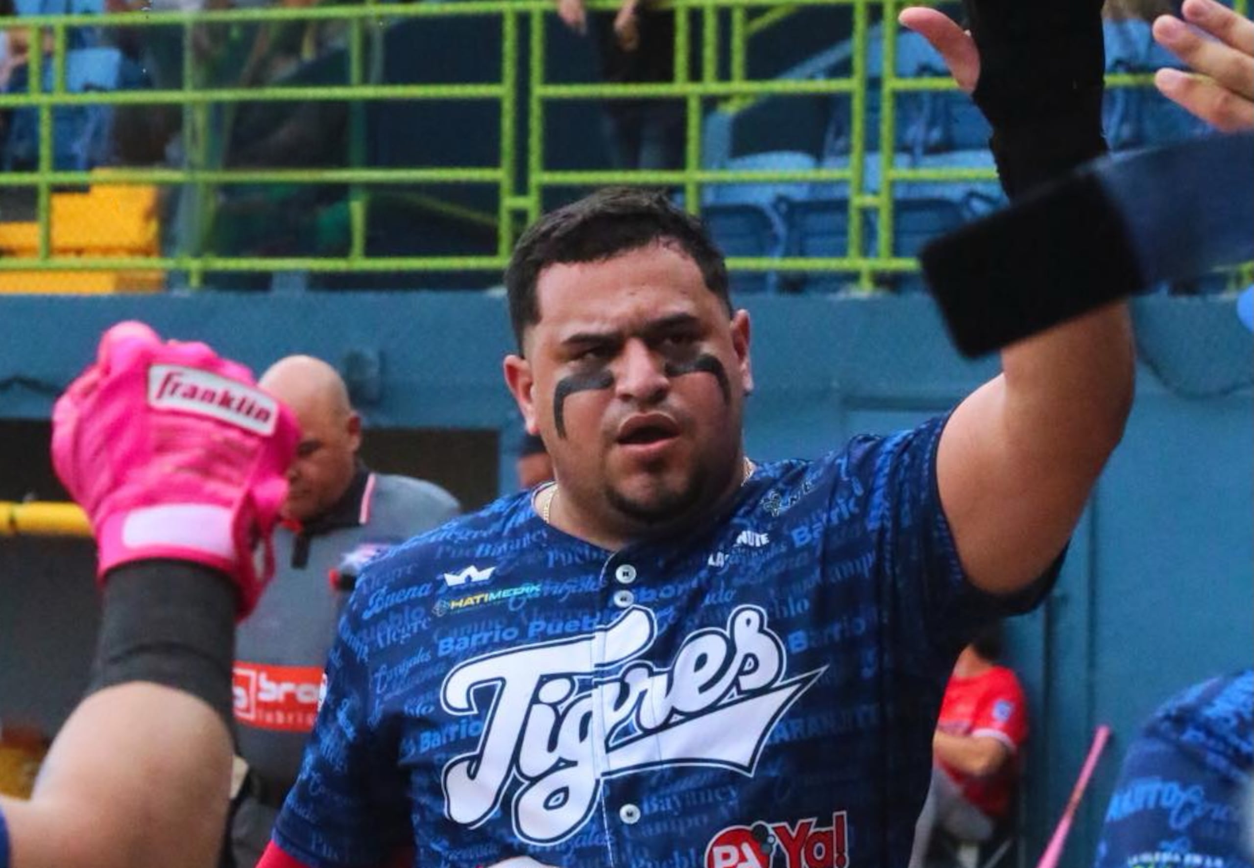 Los Tigres de Hatillo de la pelota Doble A han estado jugando fuera de su parque desde el 2017.