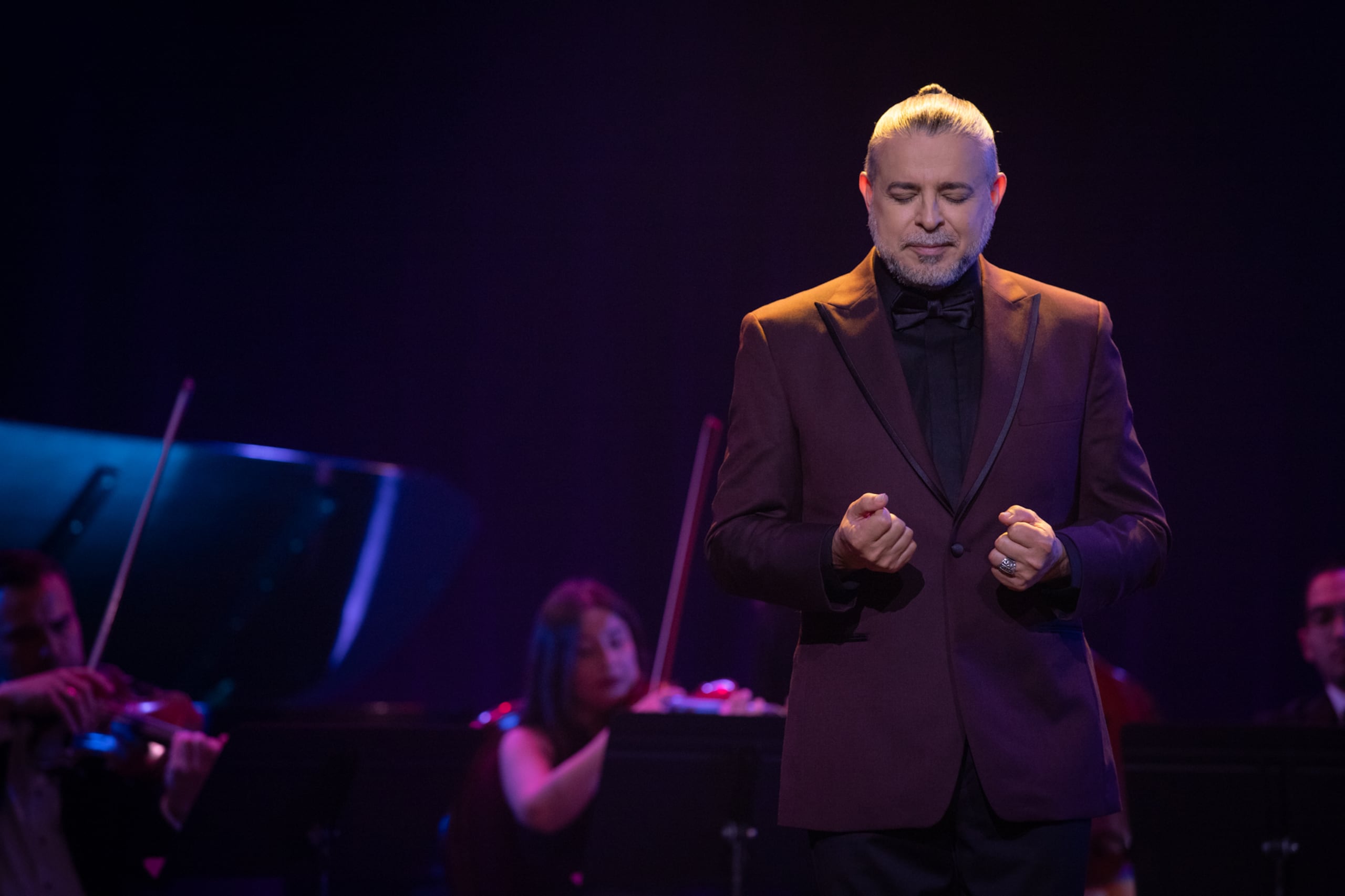 Luis Enrique estuvo acompañado de la Orquesta Filarmónica de Puerto Rico.