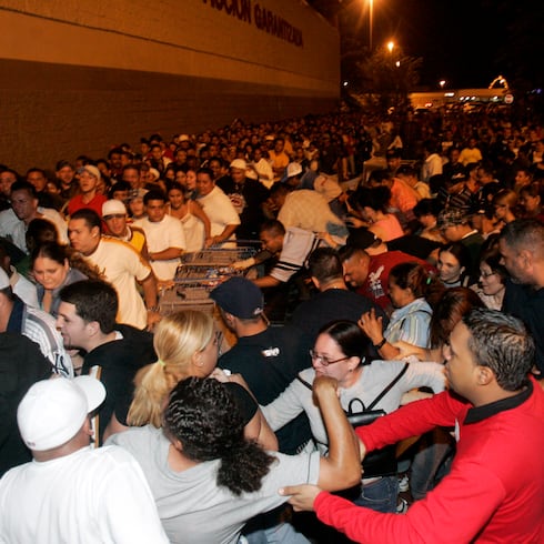 FOTOS: Así se vivía la locura de las ventas del madrugador