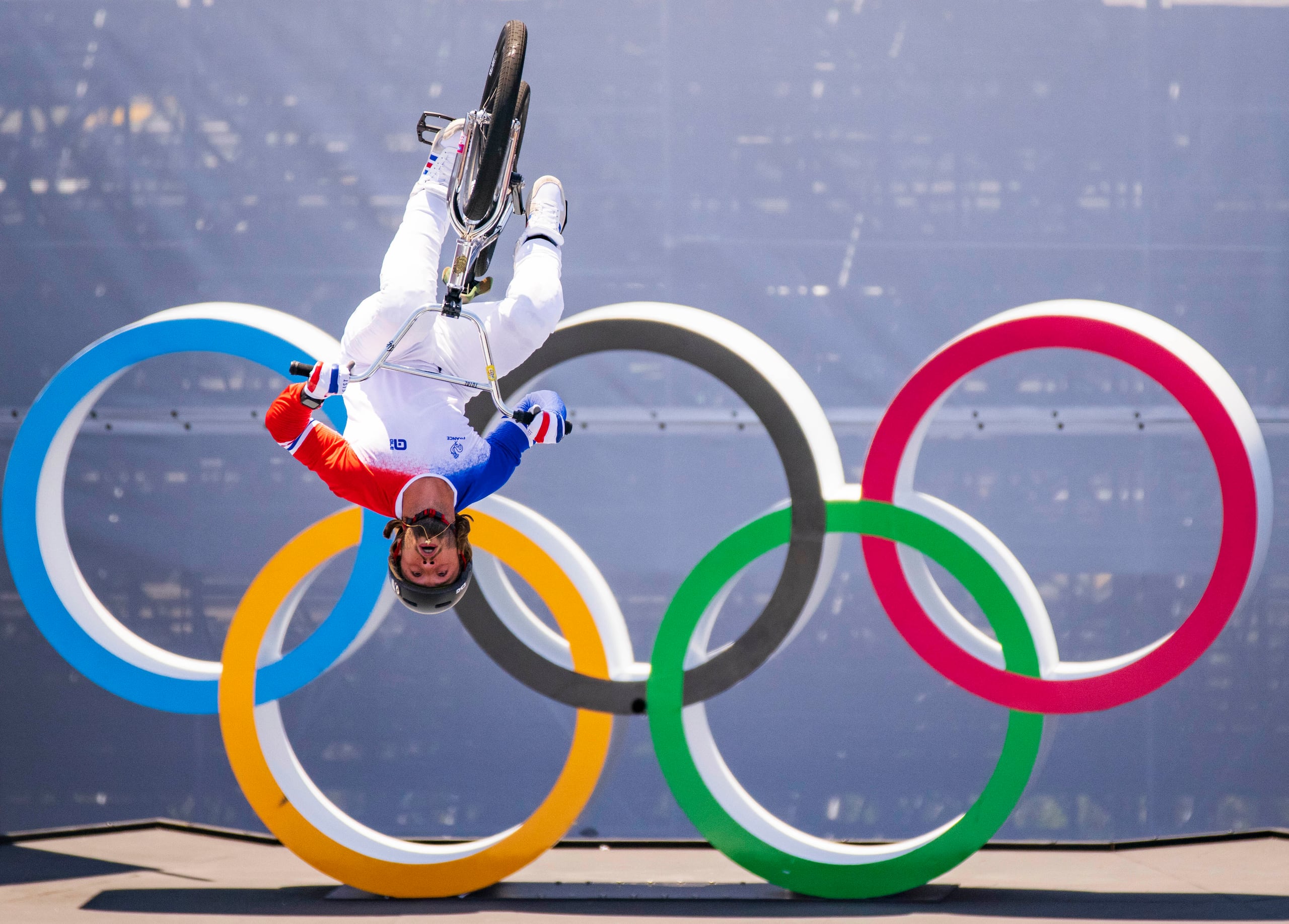 En Tokio 2020 hubo 530 ciclistas y al deporte le realizaron 493 pruebas de dopaje.