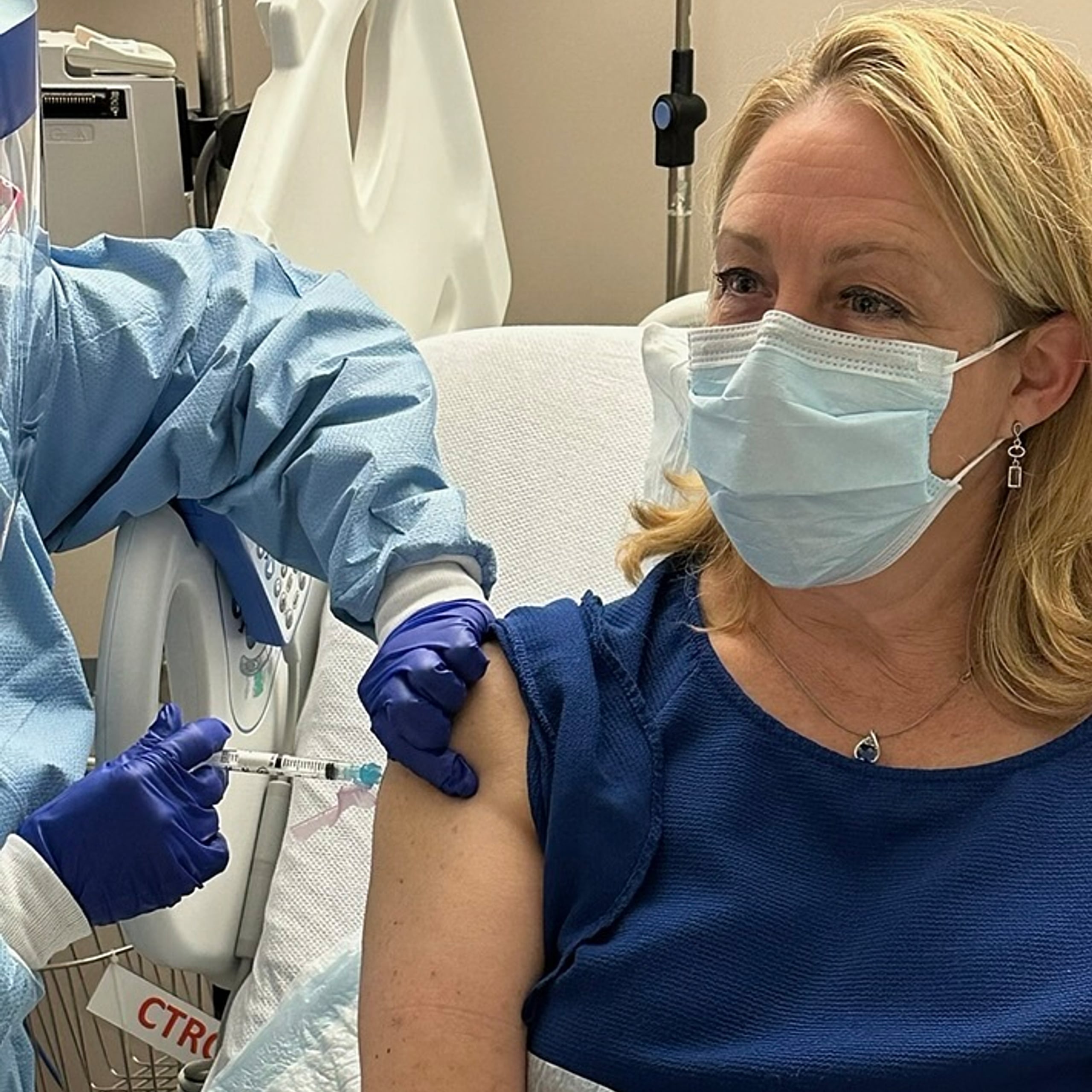Norton es una de alrededor de 1 millón de estadounidenses que padecen síndrome de Lynch, un gen defectuoso heredado de uno de los padres que los pone en riesgo de padecer cáncer colorrectal