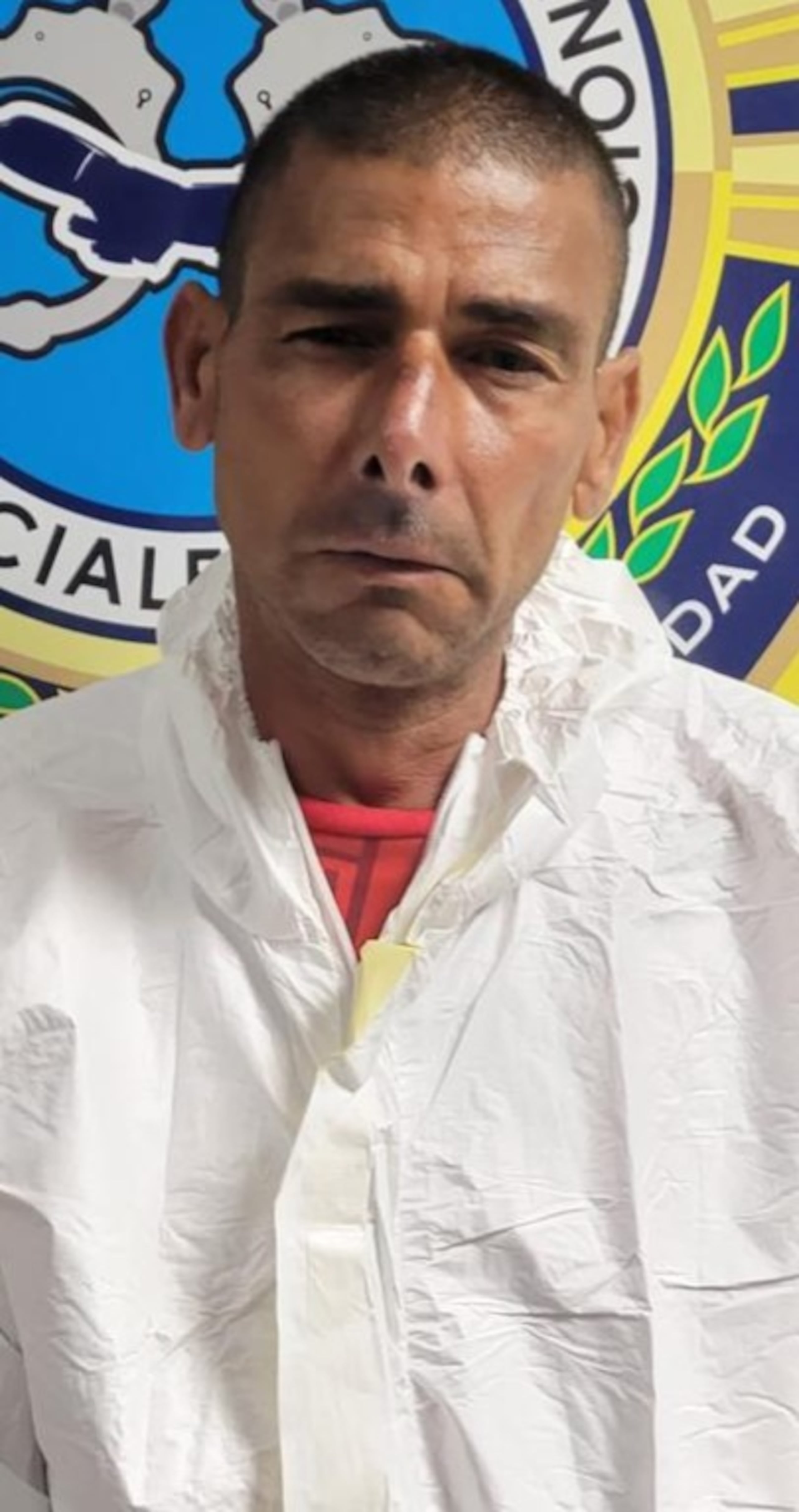 Carlos Isaías Borderama Ramos, será extraditado a Pensilvania donde es requerido por violación a la Ley de Armas.