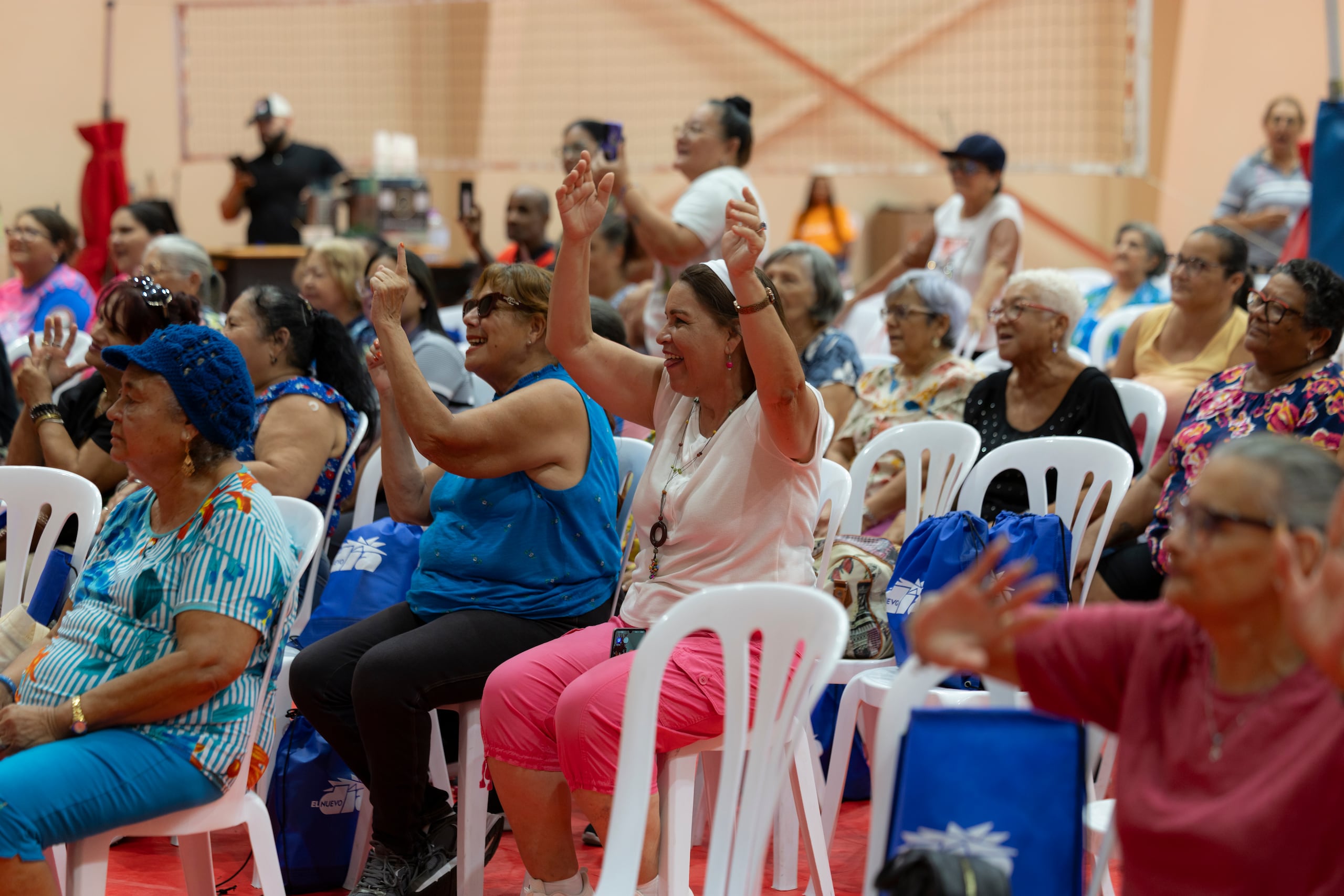 En un esfuerzo por promover la salud, el bienestar emocional y la conexión social de la población adulta mayor, GFR Media y Triple S se unen para el lanzamiento de Encuentro Dorado, un evento gratuito que recorrerá varios municipios con una jornada llena de actividades educativas, recreativas y de integración comunitaria.