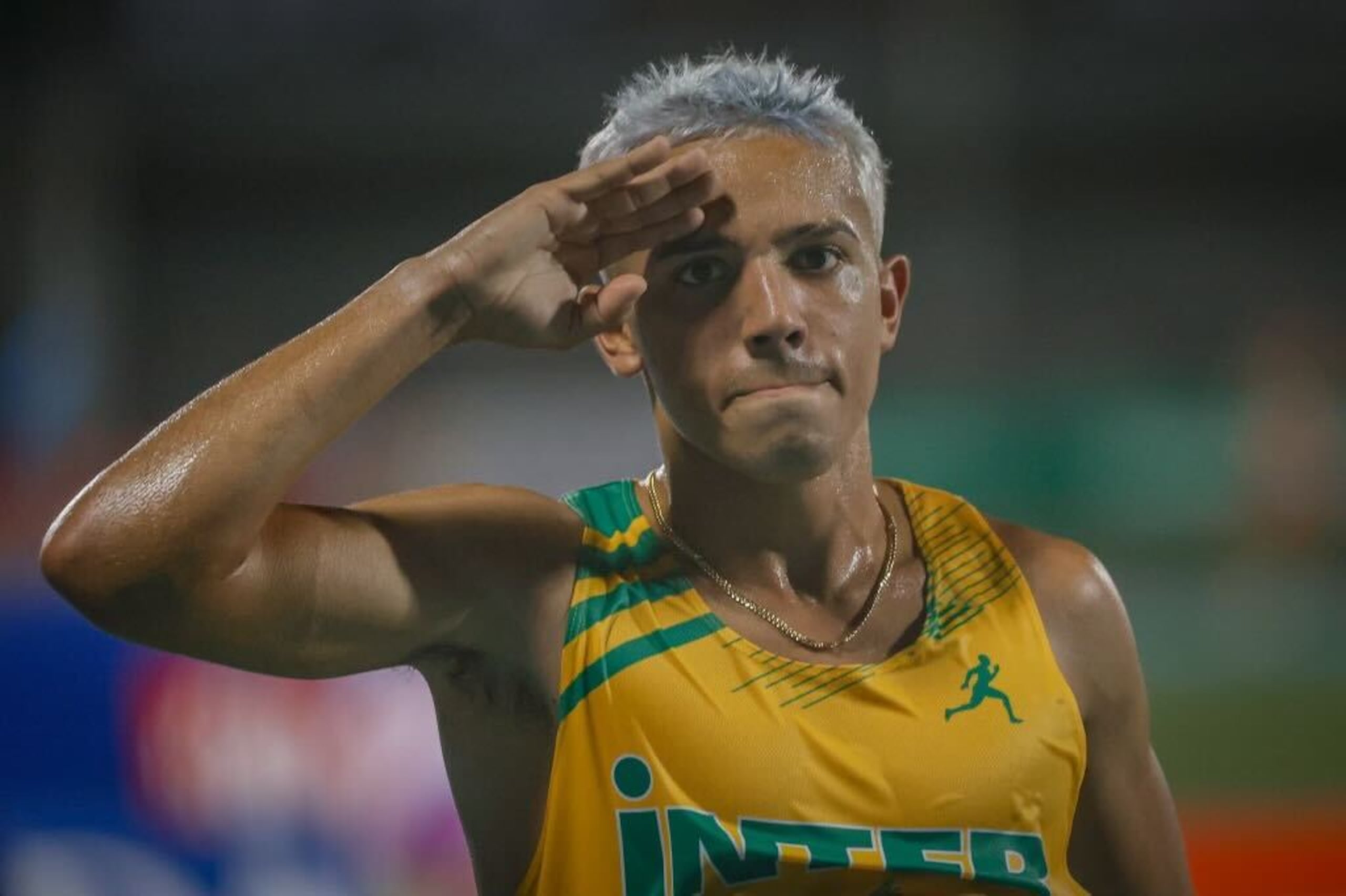 El barranquiteño Héctor Pagán tras culminar una de sus pruebas en las Justas Atléticas de la LAI.