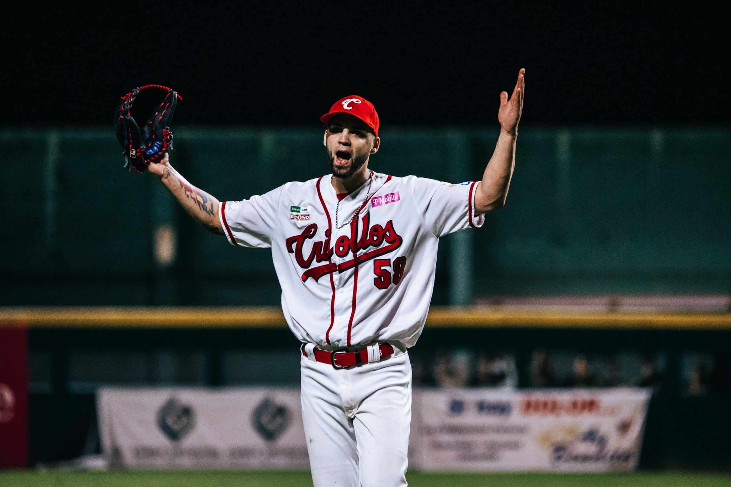 El zurdo Alex Claudio estuvo con los Criollos en la temporada 2022-23 y registró marca de 1-0 con 2.38 de efectividad en 11.1 entradas.