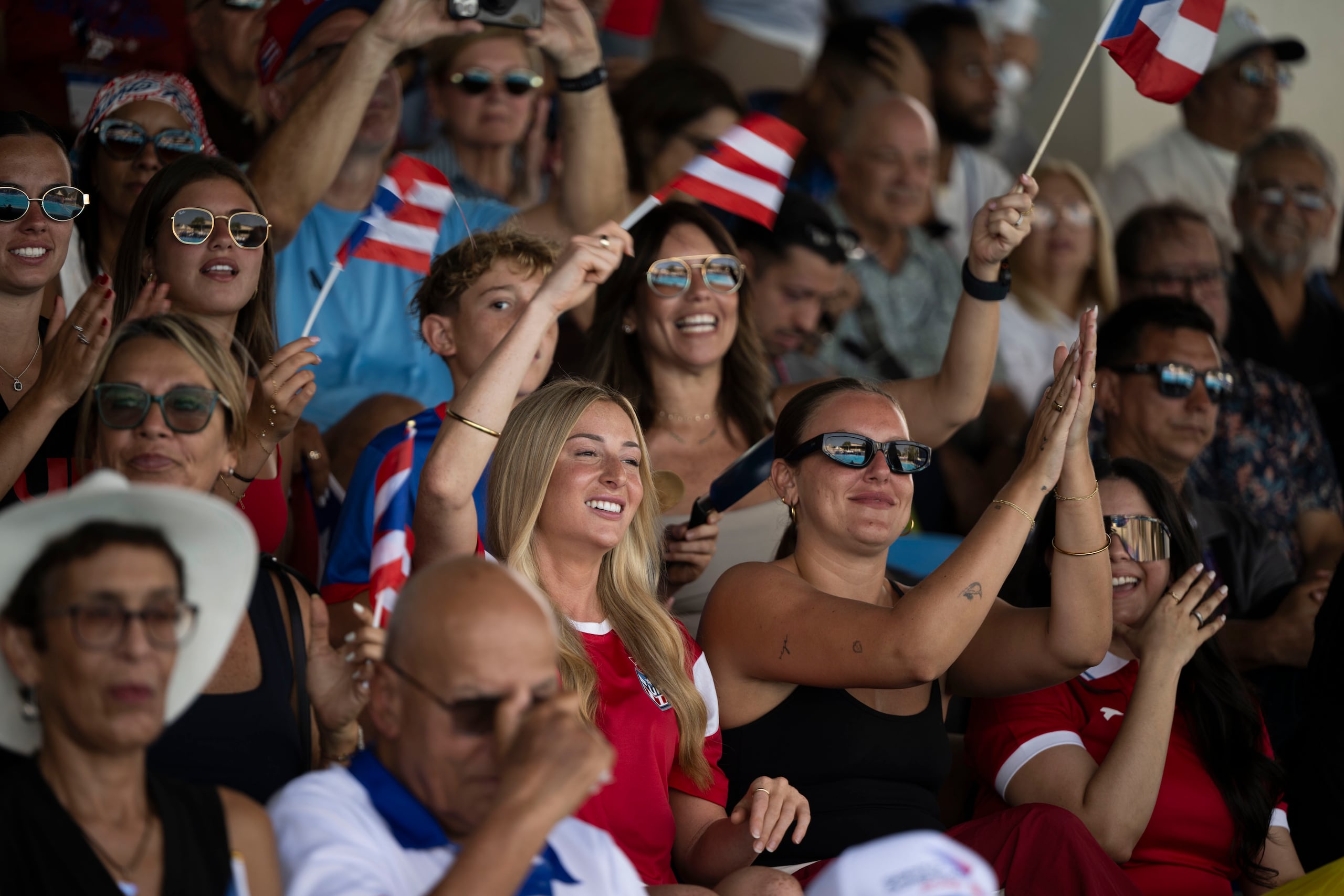 La selección boricua contó con un buen apoyo en las gradas.