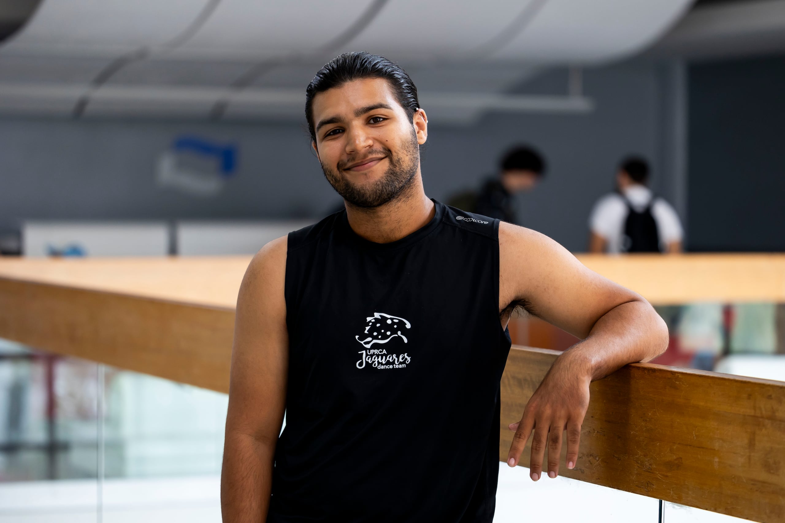 Ezequiel Rosa, miembro del Jaguares Dance Team y estudiante de Justicia Criminal.