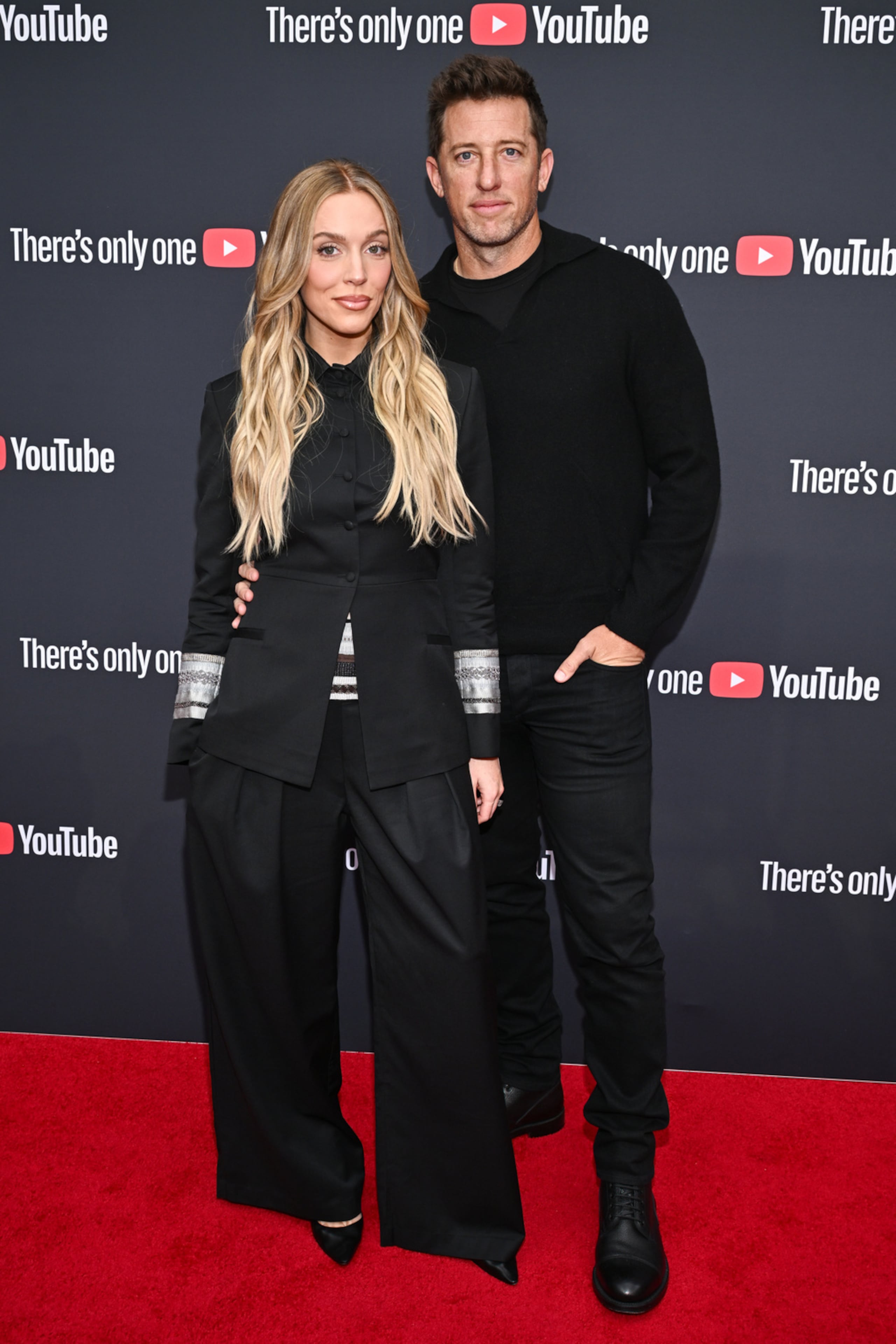 Alex Cooper y Matt Kaplan asisten al evento Upfront de Netflix en Sunset Pier 94 Studios, el 13 de mayo de 2026, en Nueva York.