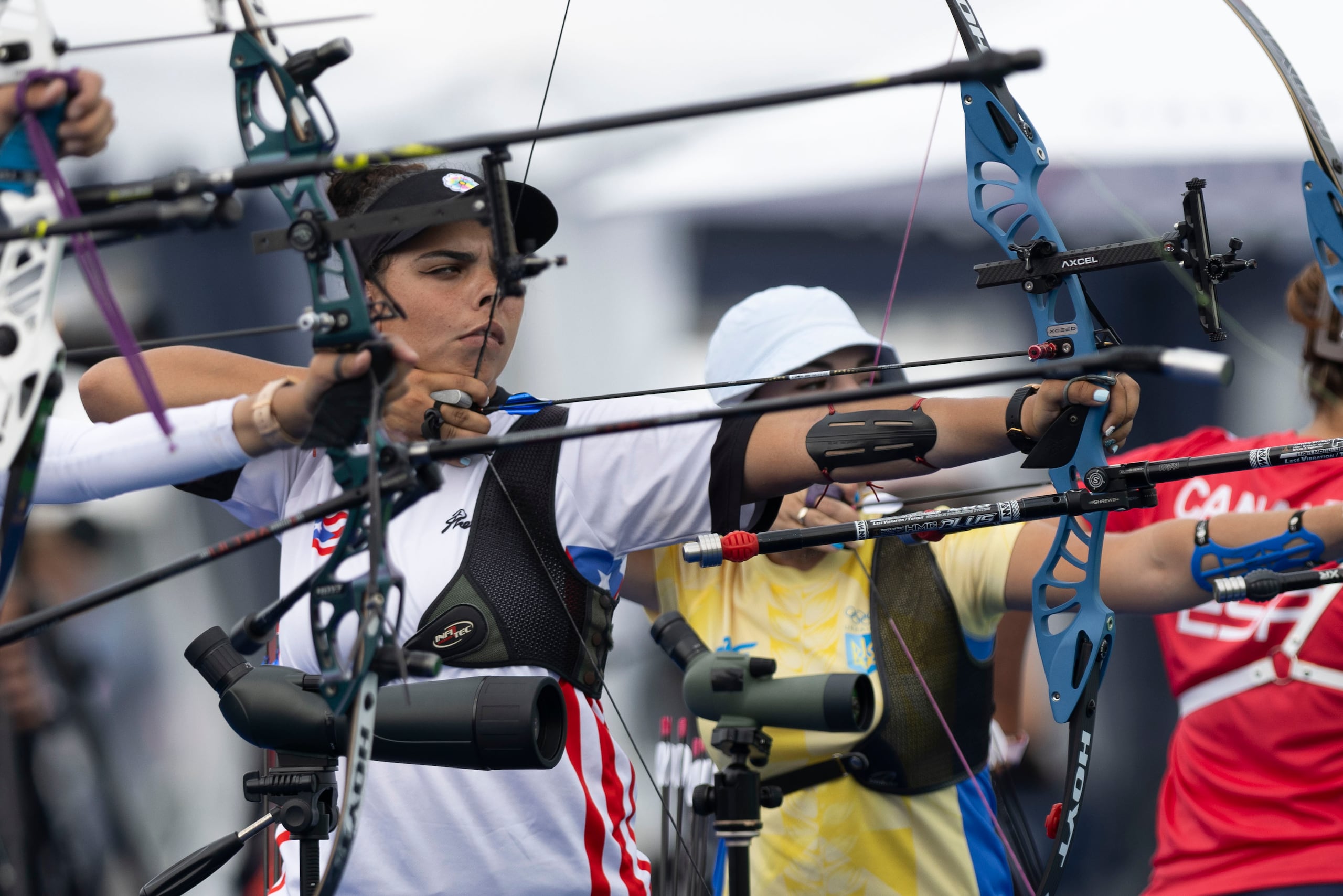 Alondra Rivera se convirtió hoy en la primera arquera boricua en competir en unas Olimpiadas desde Atlanta 1996 y la primera atleta de Puerto Rico en ver acción en los Juegos Olímpicos París 2024.