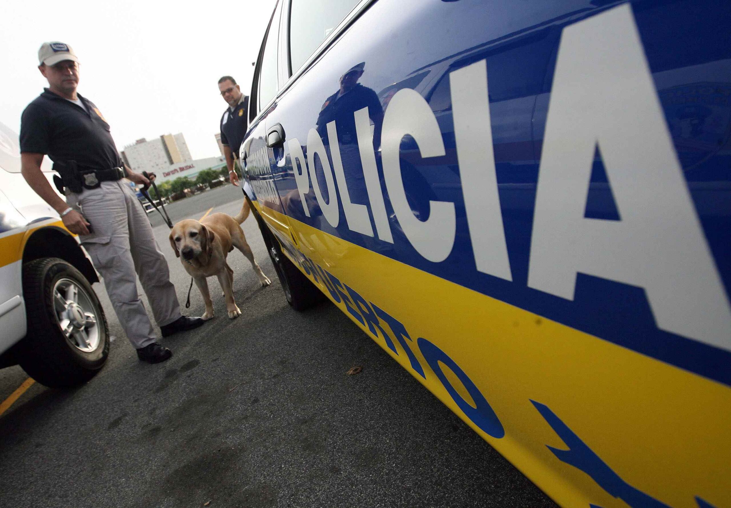 División de Explosivos inspeccionó la oficina. (GFR Media)