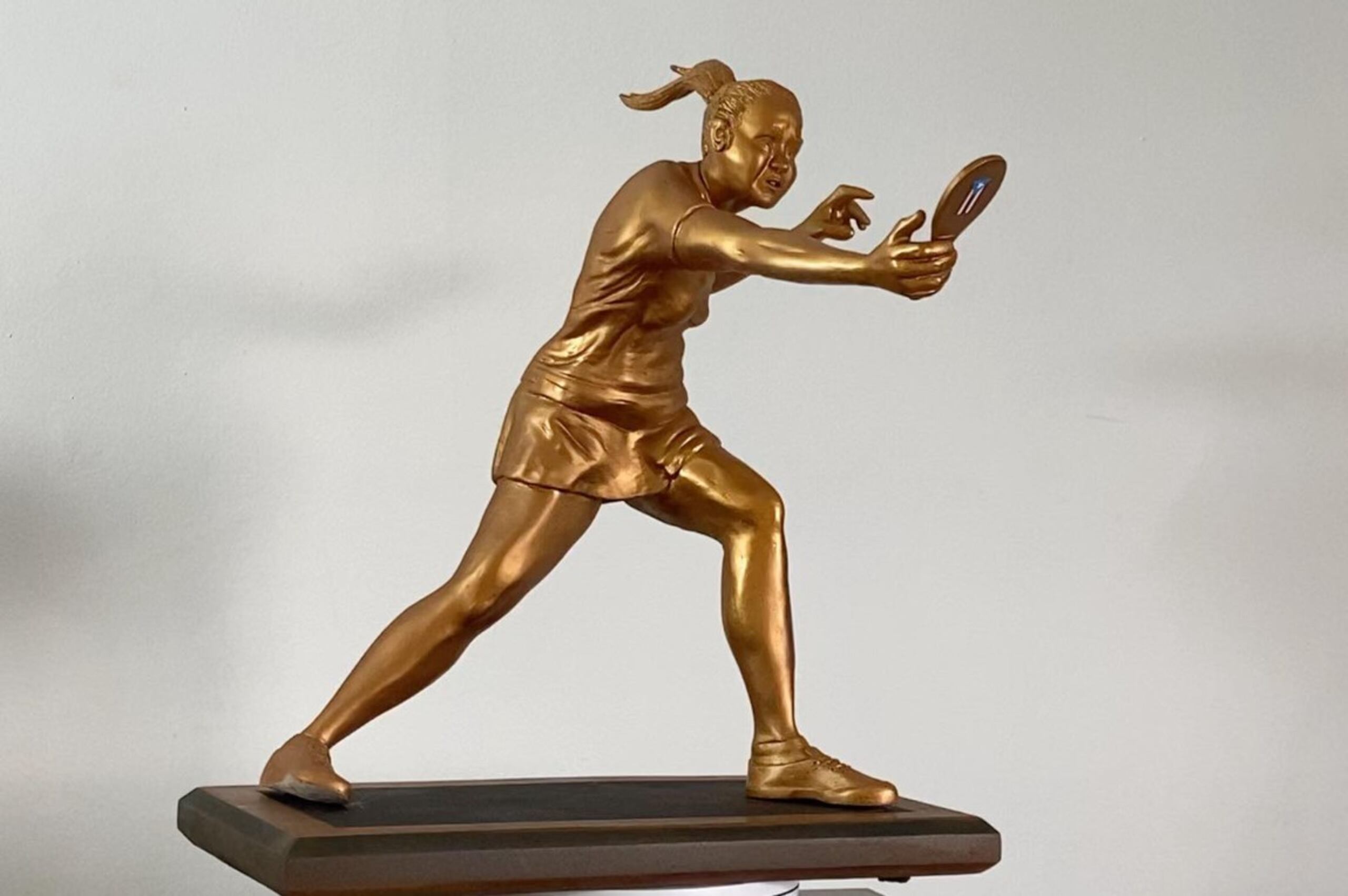 La escultura "Adriana", realizada por la artista Ixa López Paláu.