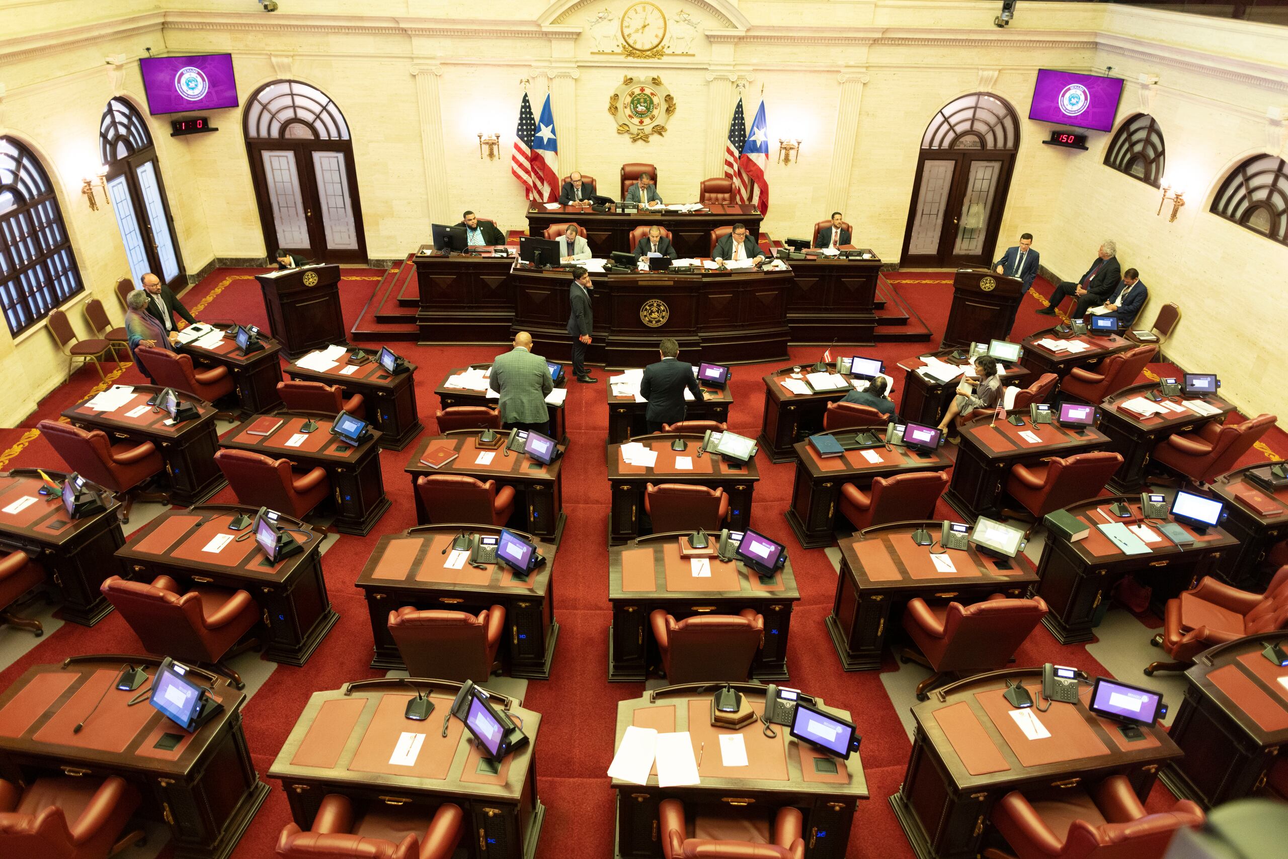 Además de reconocer derechos básiccos de los trabajadores sociales, la medida ante la consideración del Senado establece el compromiso ético de estos profesionales.
FOTO POR:  
xavier.araujo@gfrmedia.com
Xavier Araujo / GFR Media