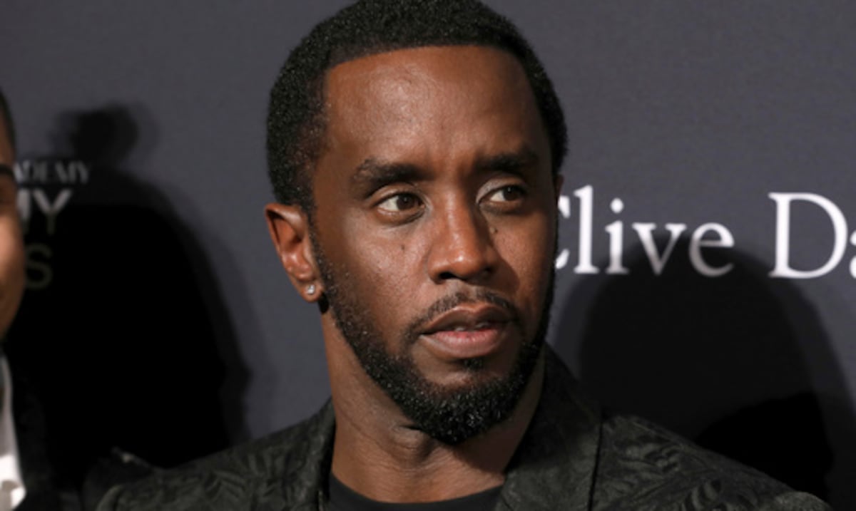 Child Actor sues Sean