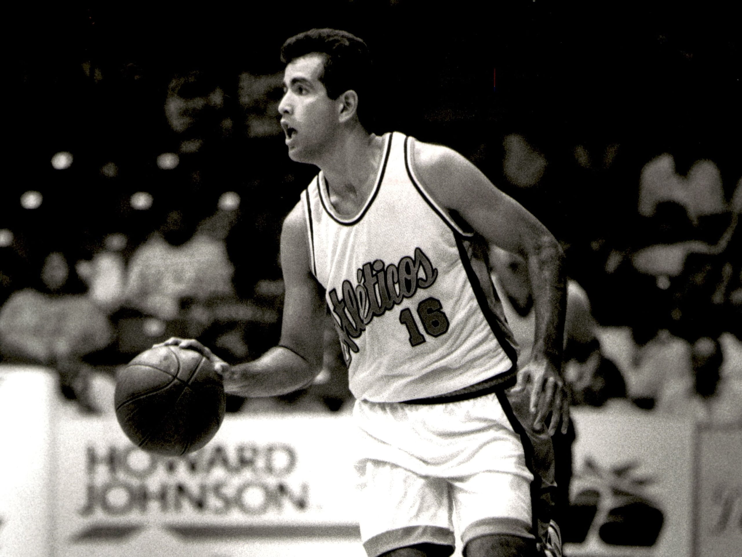 Oscar Santiago