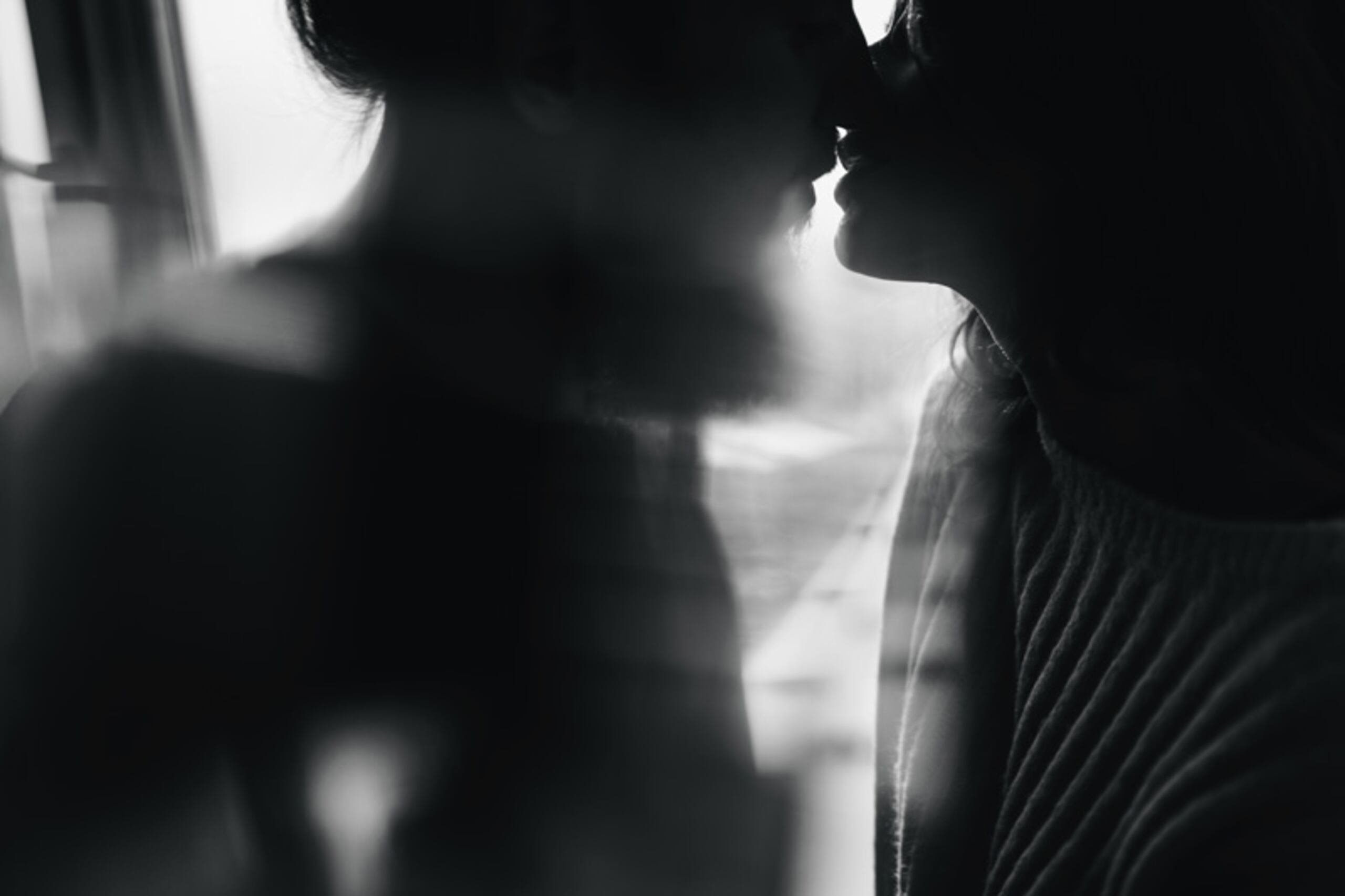 Los cánceres en hombres relacionados con el virus del papiloma humano genital, fundamentalmente de pene, anal, oral o de garganta, alcanzaron aproximadamente los 69,400 casos en 2018, según datos del Centro Internacional de Investigaciones sobre el Cáncer de la OMS.