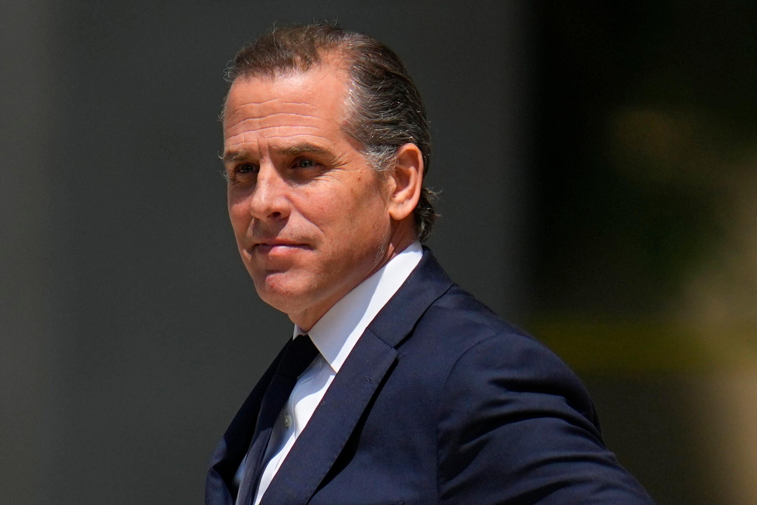 Los cargos se centran en al menos $1.4 millones en impuestos que adeudó entre 2016 y 2019, un periodo en el que Hunter Biden ha reconocido haber luchado contra la adicción.