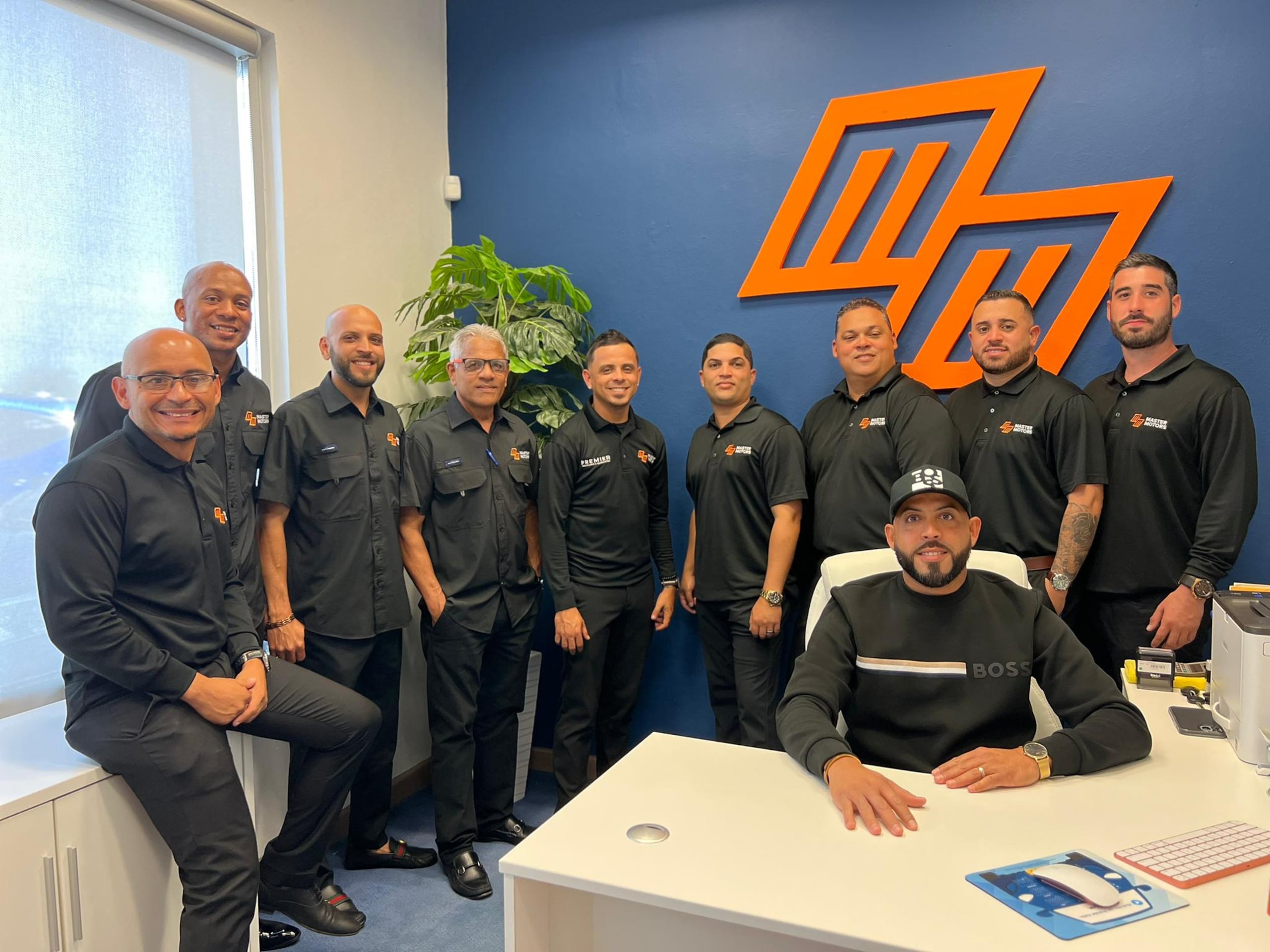 Somos el único dealer en la isla en traer un sistema de precualificación de crédito en el que el cliente no tiene que dar su número de Seguro Social o su fecha de nacimiento